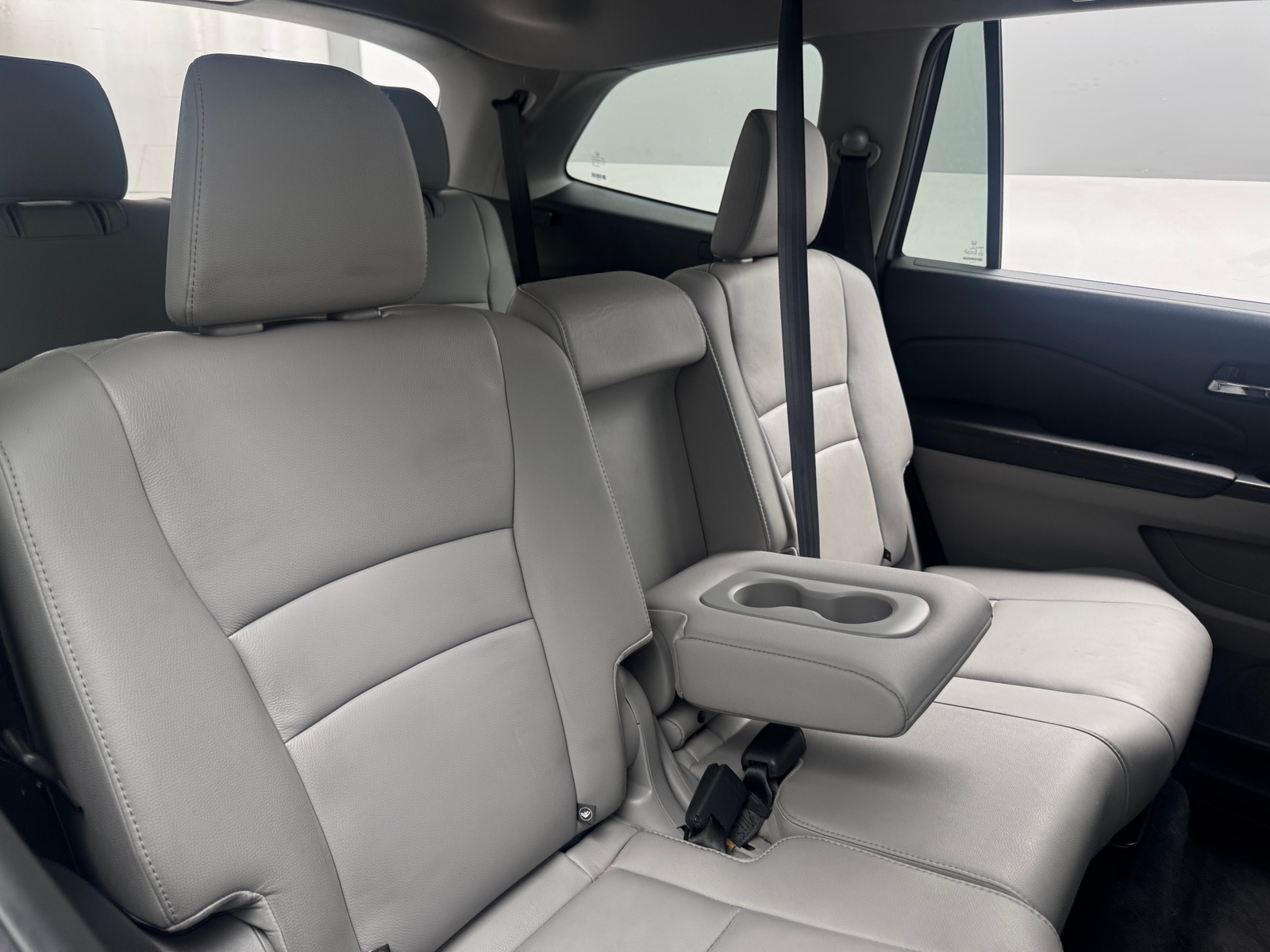 Thumbnail: 2017 Honda Pilot - 5