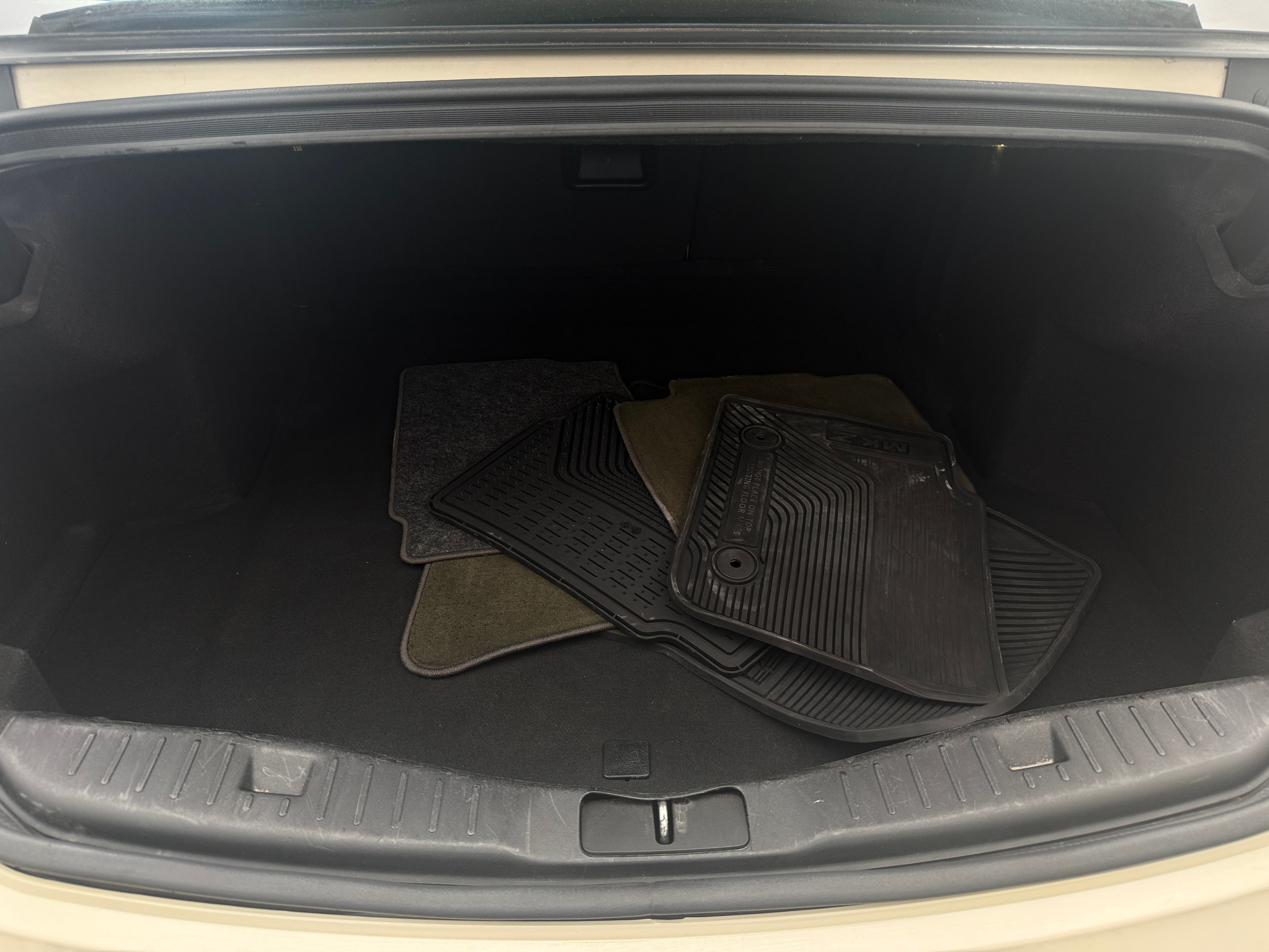 2016 Lincoln MKZ Base
