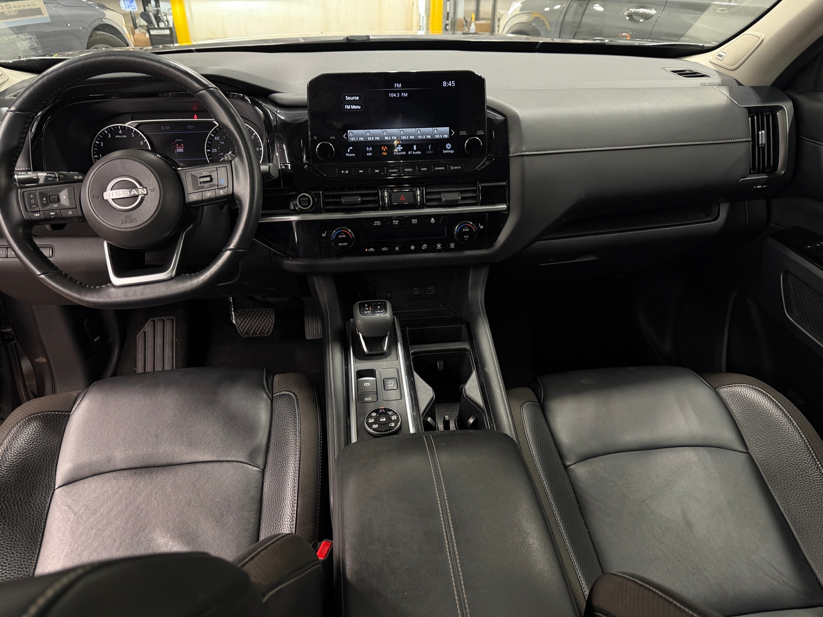 Thumbnail: 2022 Nissan Pathfinder - 2