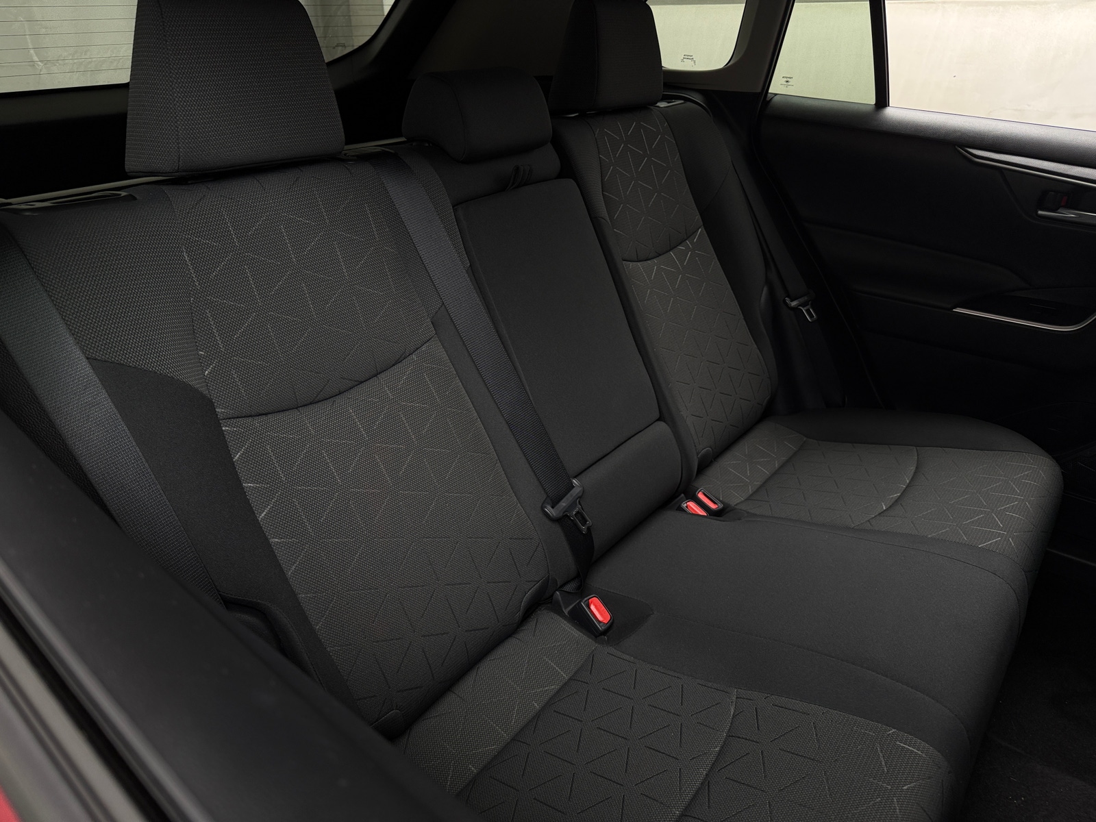Thumbnail: 2021 Toyota RAV4 - 6