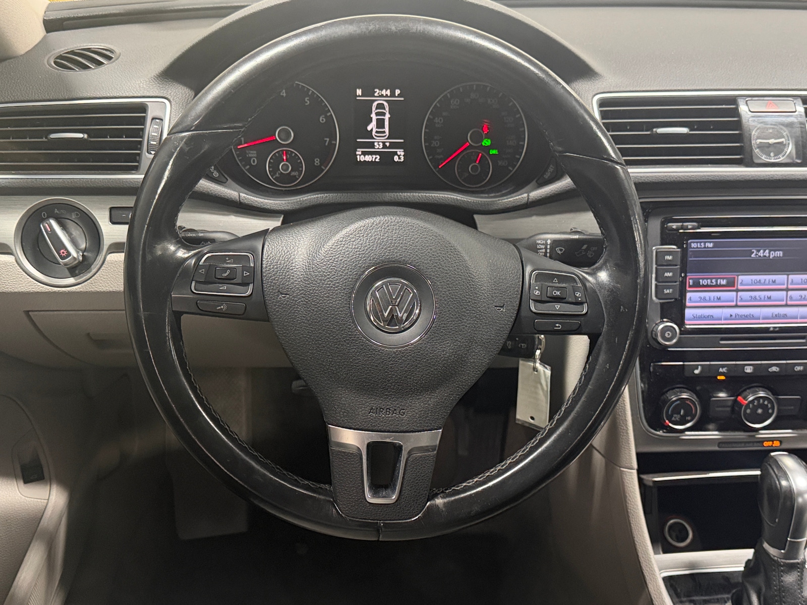 Thumbnail: 2015 Volkswagen Passat - 5