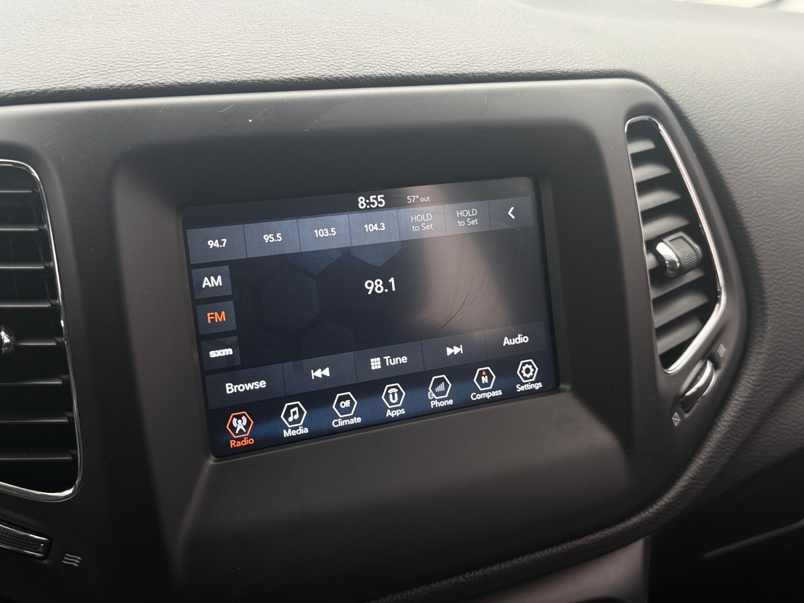 Thumbnail: 2018 Jeep Compass - 4