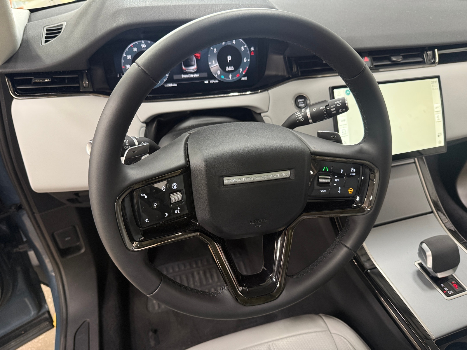 Thumbnail: 2024 Land Rover Range Rover Evoque - 5