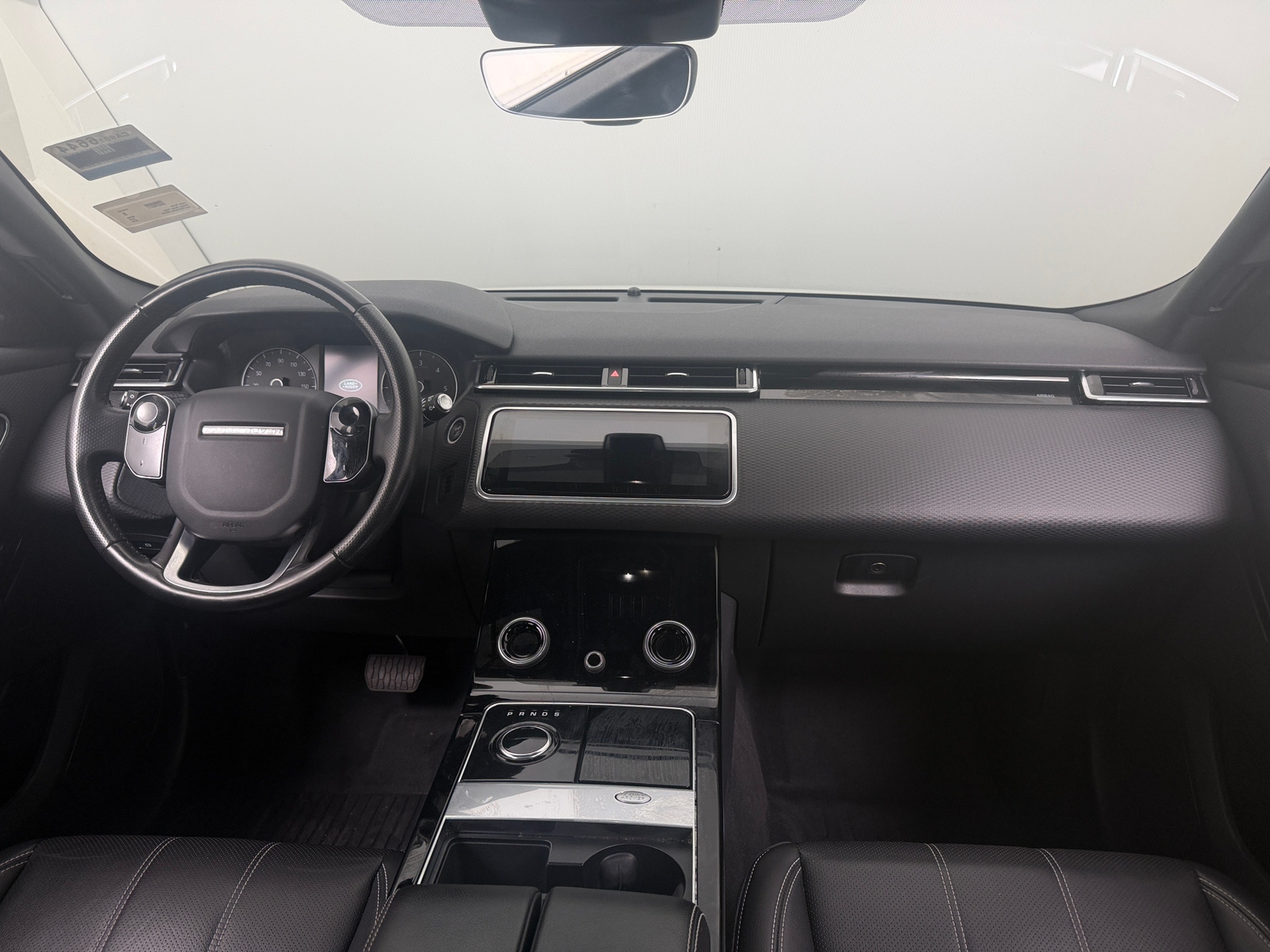 Thumbnail: 2019 Land Rover Range Rover Velar - 3