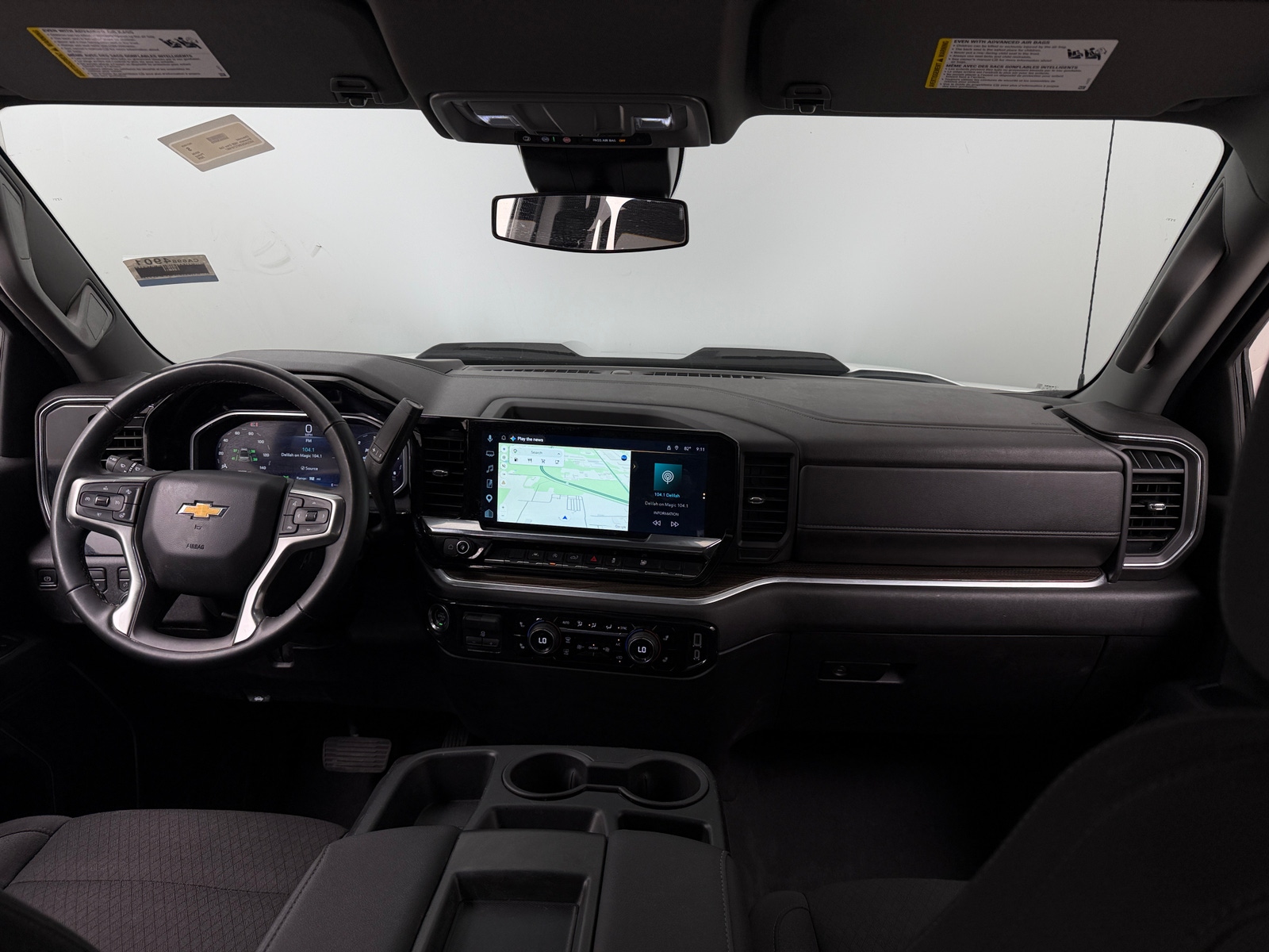 Thumbnail: 2026 Chevrolet Silverado 1500 - 3