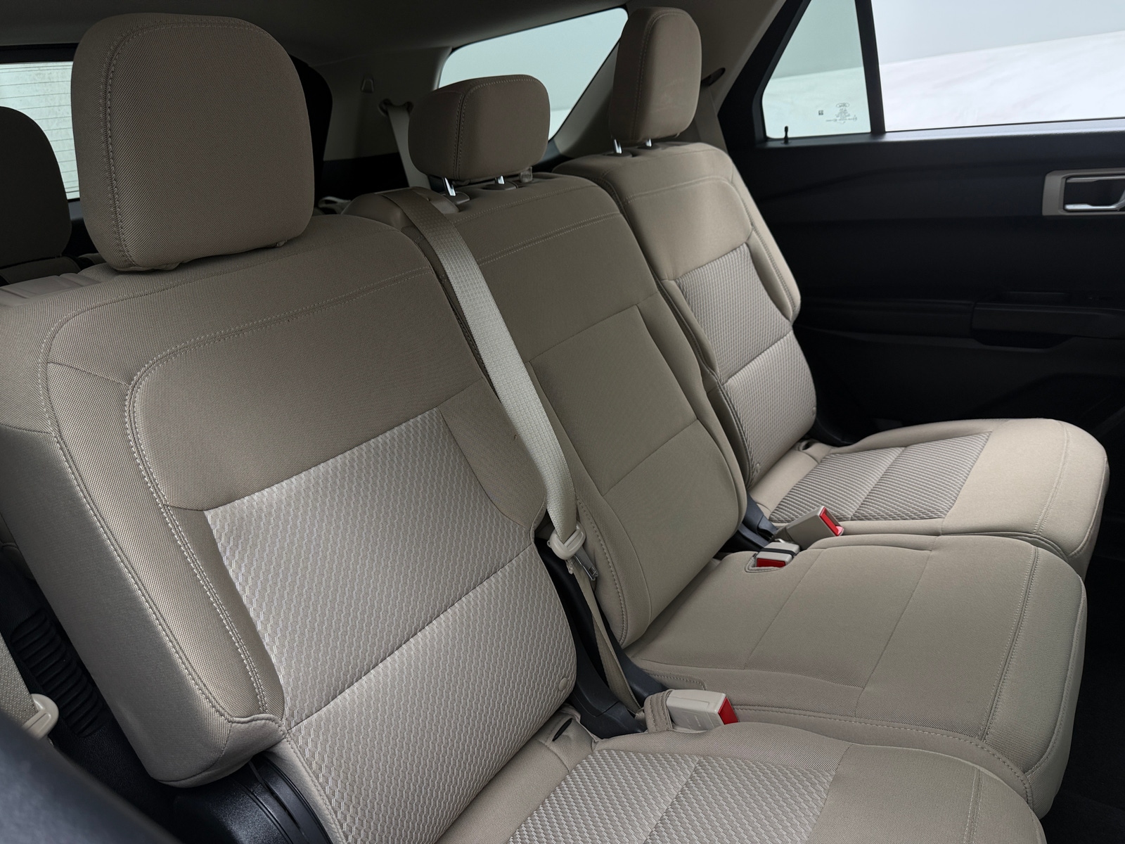 Thumbnail: 2021 Ford Explorer - 6