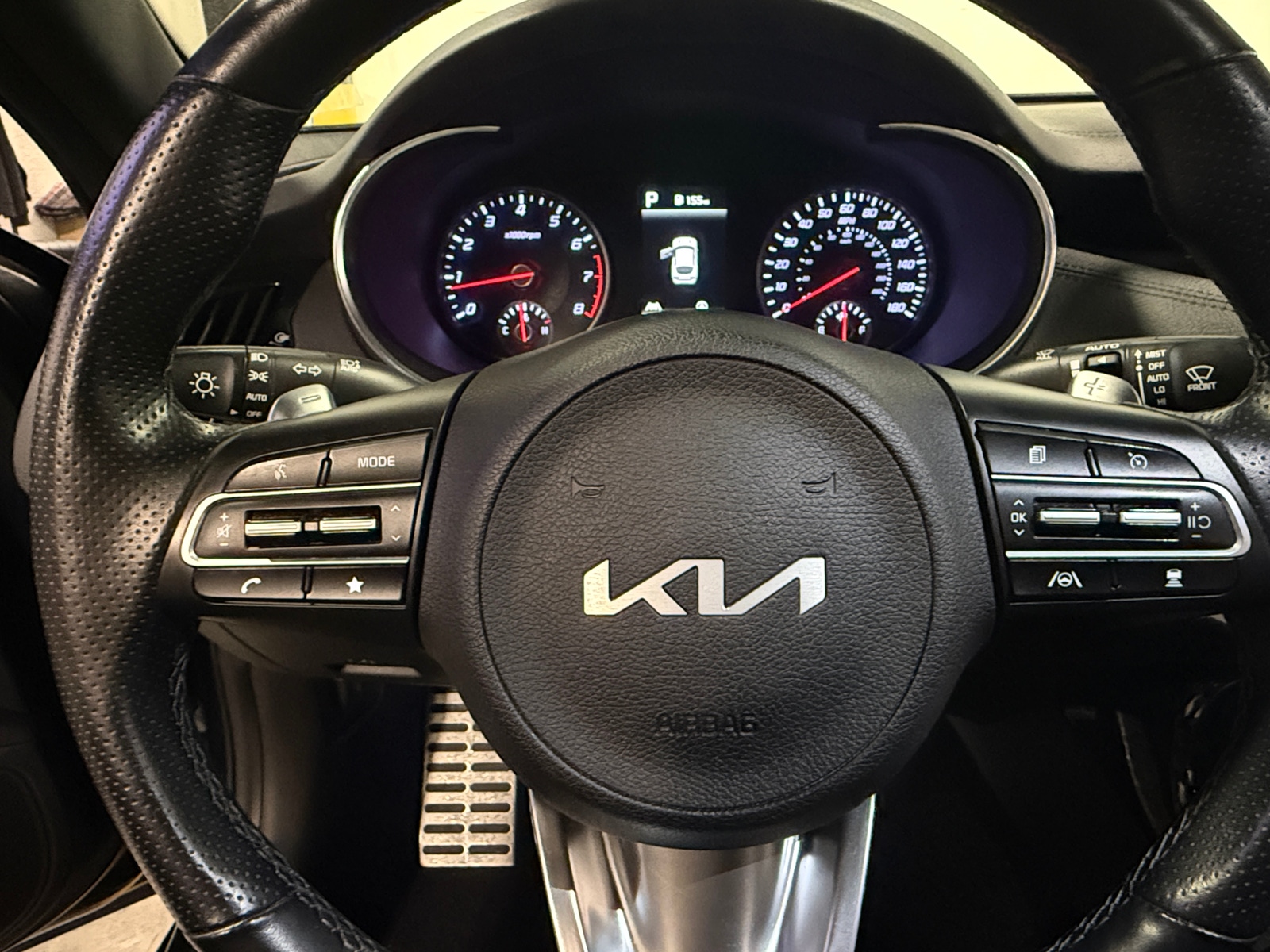 Thumbnail: 2022 Kia Stinger - 4