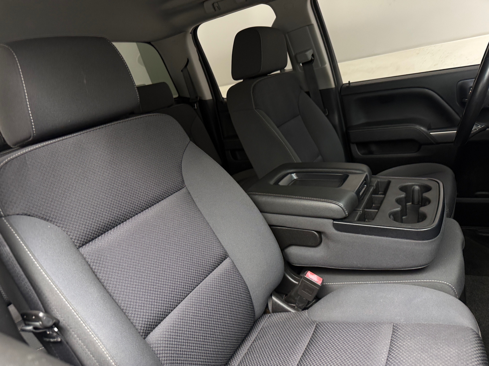 Thumbnail: 2018 Chevrolet Silverado 1500 - 2