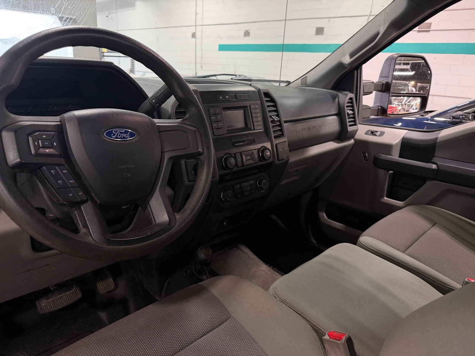 Thumbnail: 2017 Ford Econoline - 3