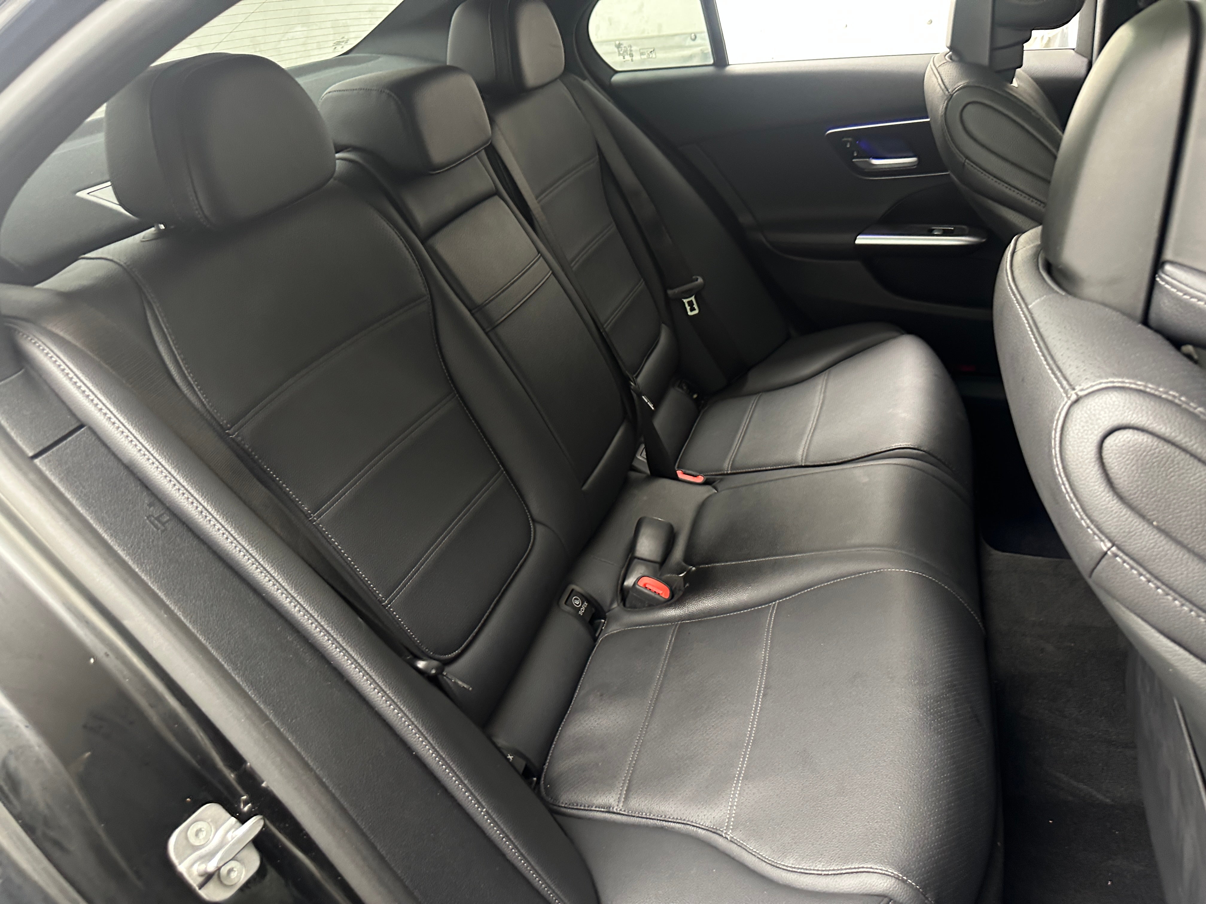 2024 Mercedes-Benz C-Class Sedan C 300