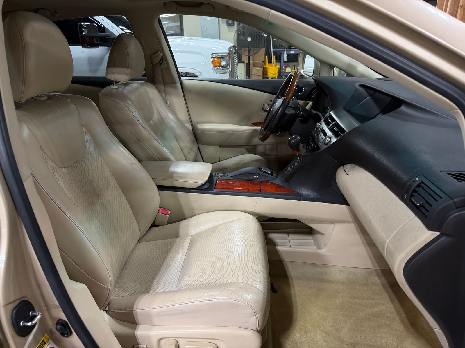 Thumbnail: 2010 Lexus RX - 2