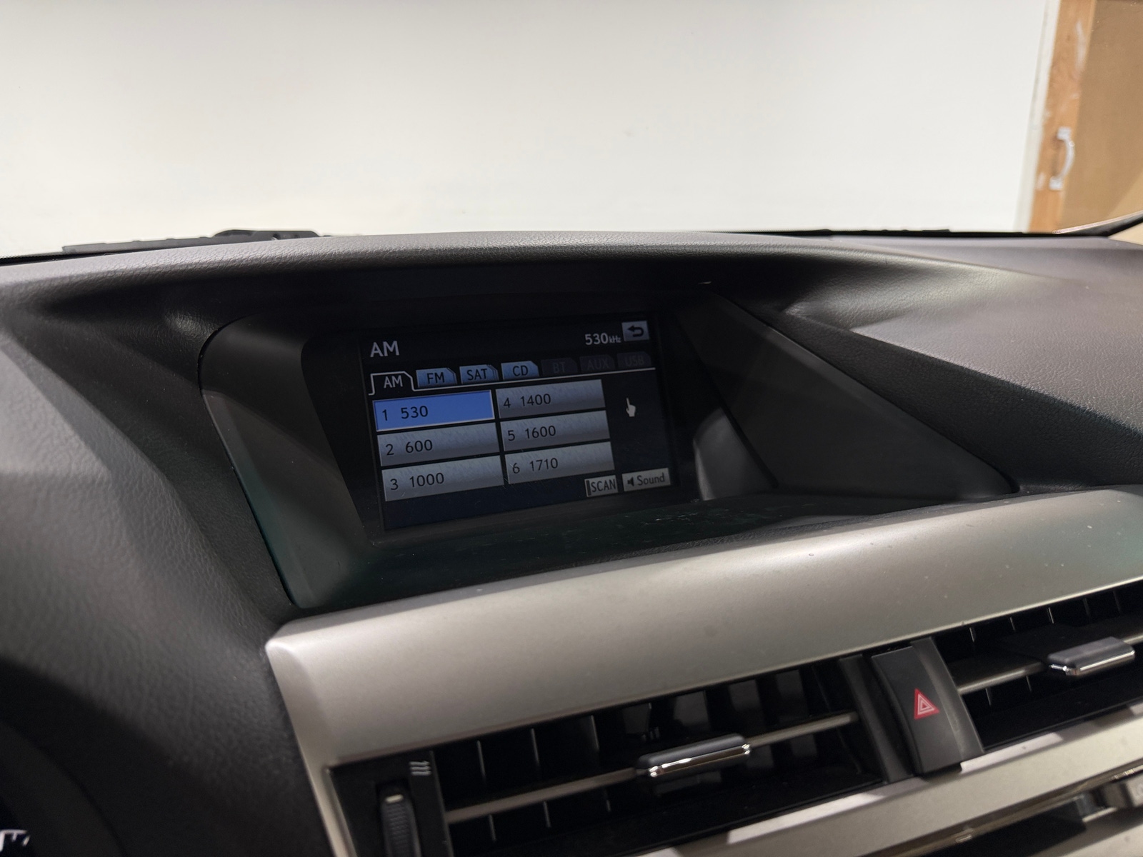 Thumbnail: 2010 Lexus RX - 4