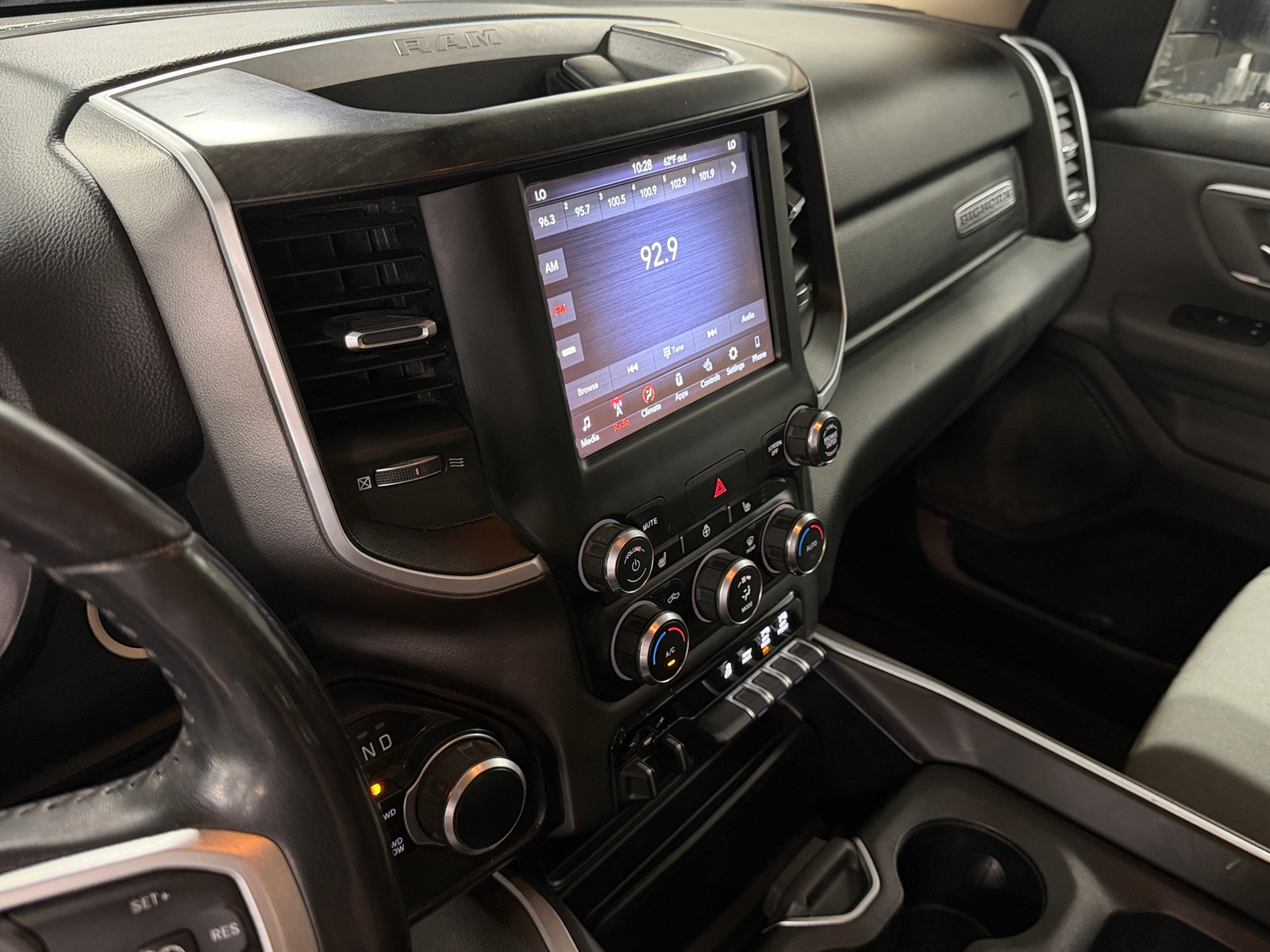 Thumbnail: 2020 RAM 1500 - 4