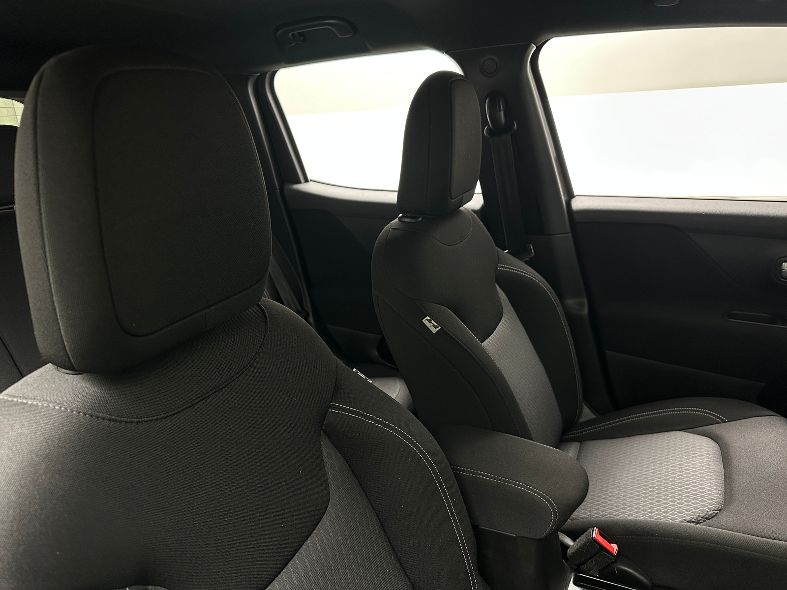 Thumbnail: 2021 Jeep Renegade - 2