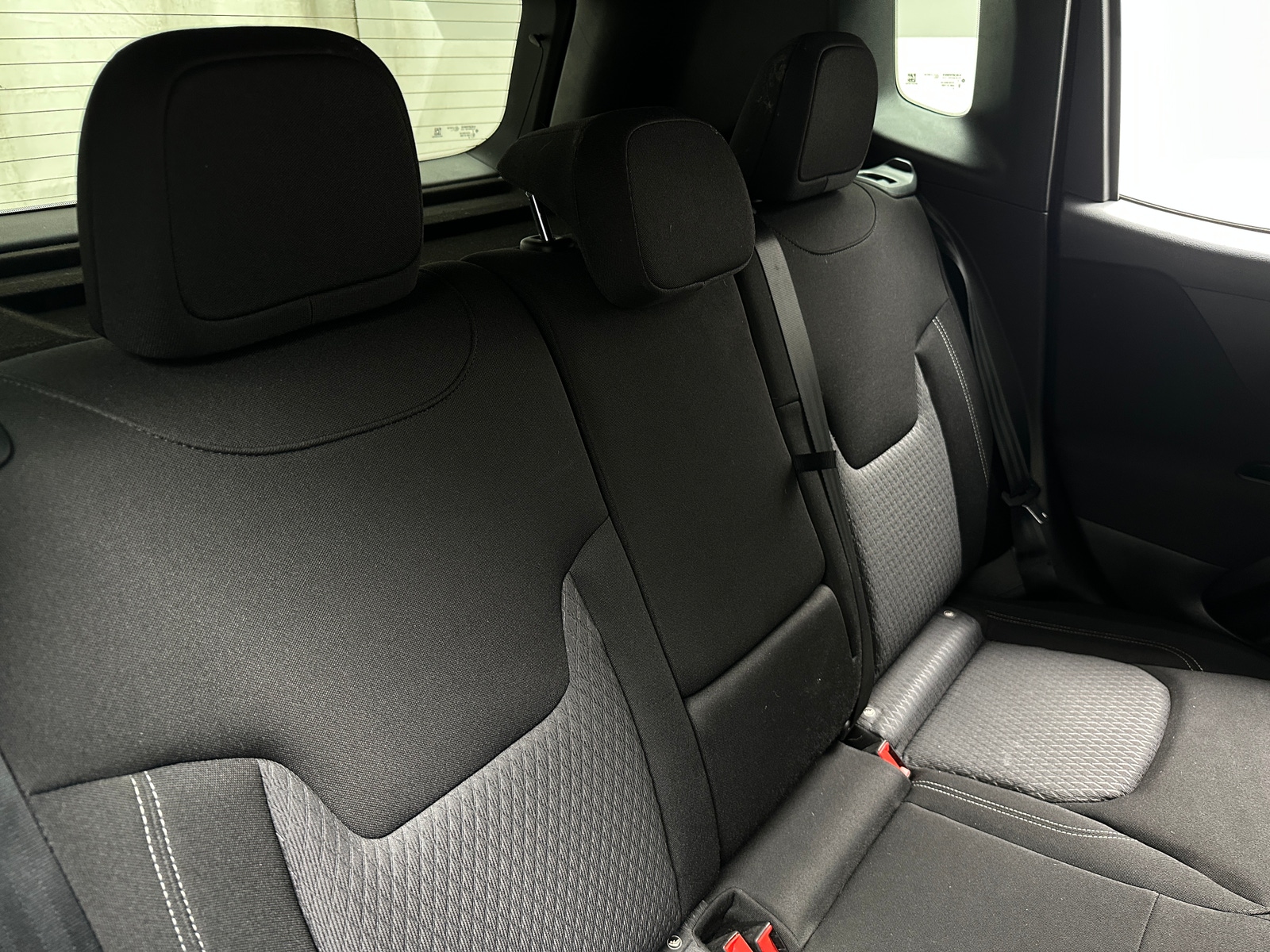 Thumbnail: 2021 Jeep Renegade - 6
