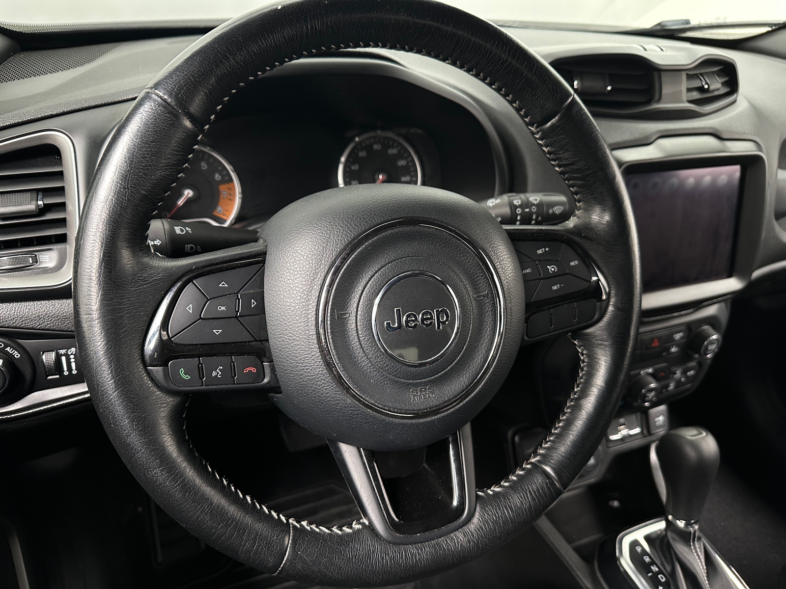 Thumbnail: 2021 Jeep Renegade - 5
