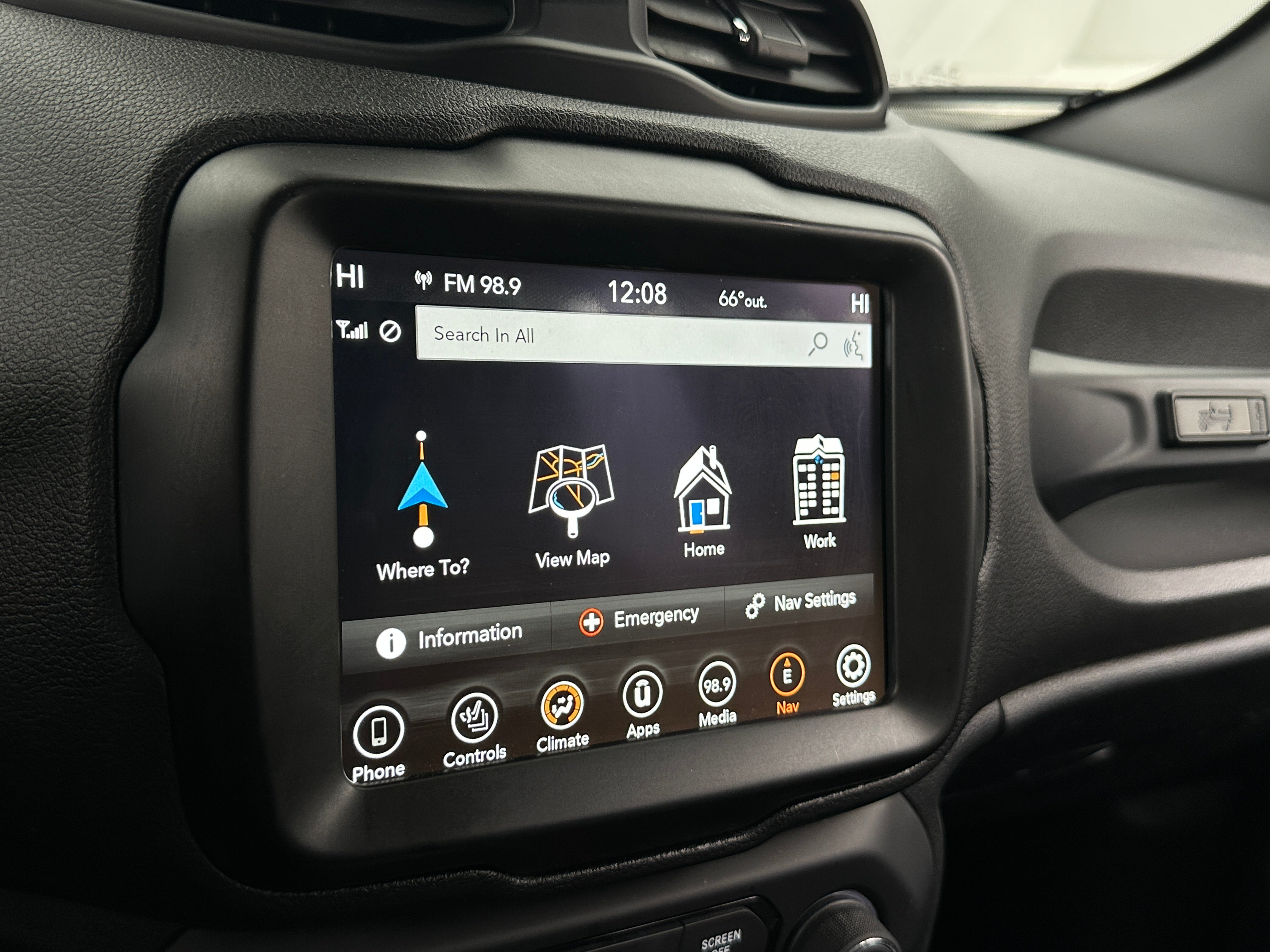 2021 Jeep Renegade 80TH Edition - Photo 19