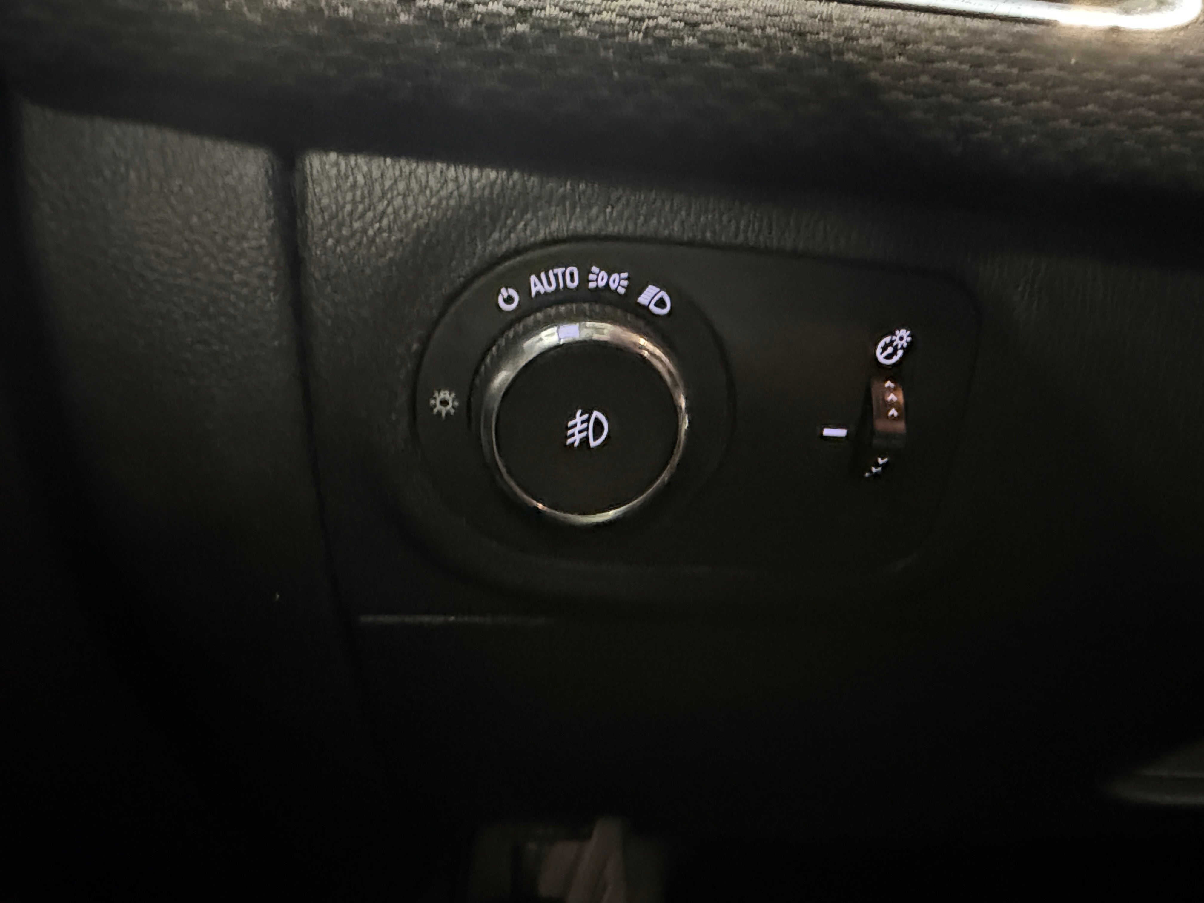 Used 2016 Chevrolet Cruze LT with VIN 1G1BE5SM3G7266369 for sale in Pewaukee, WI