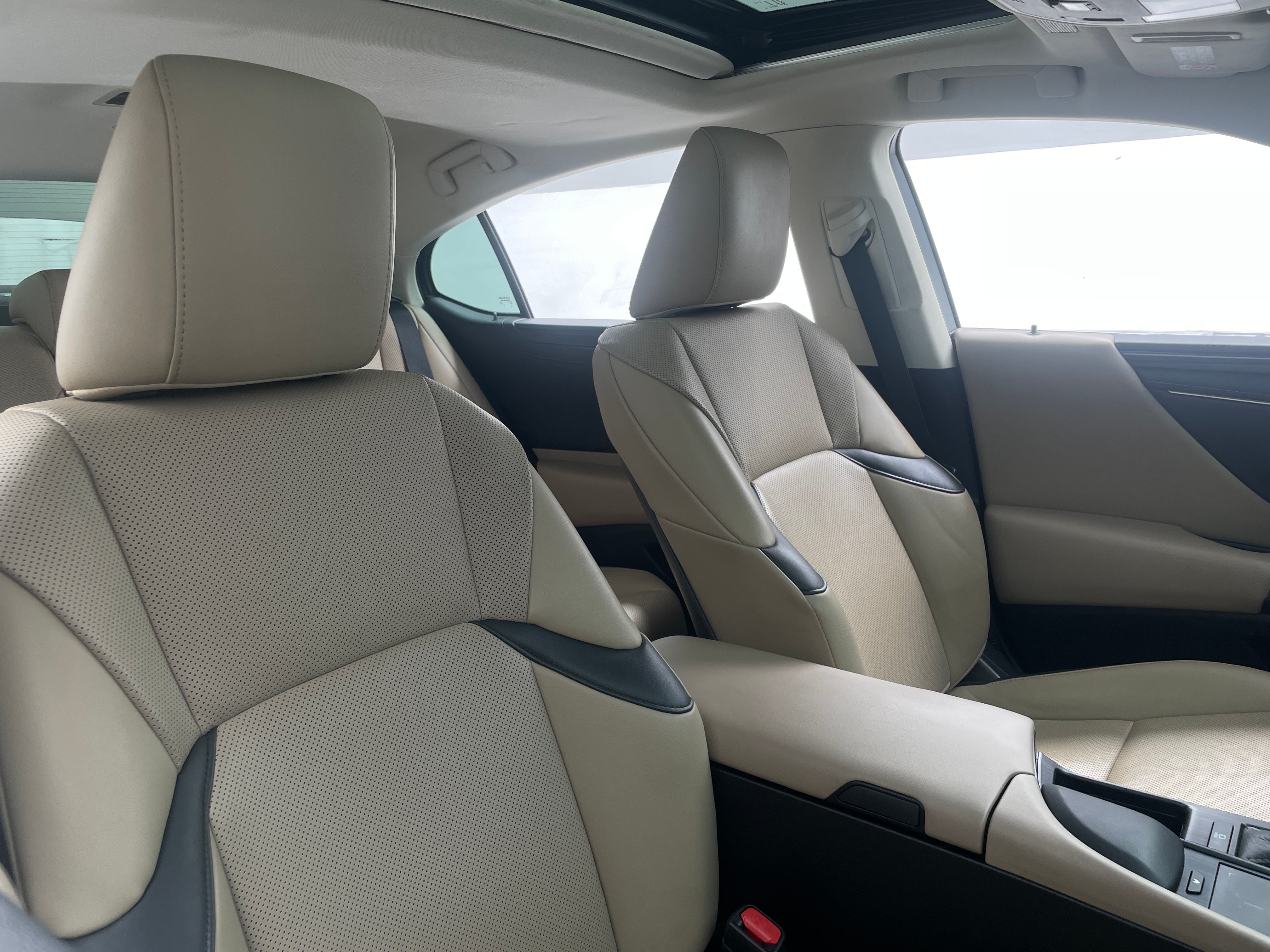 2021 Lexus ES