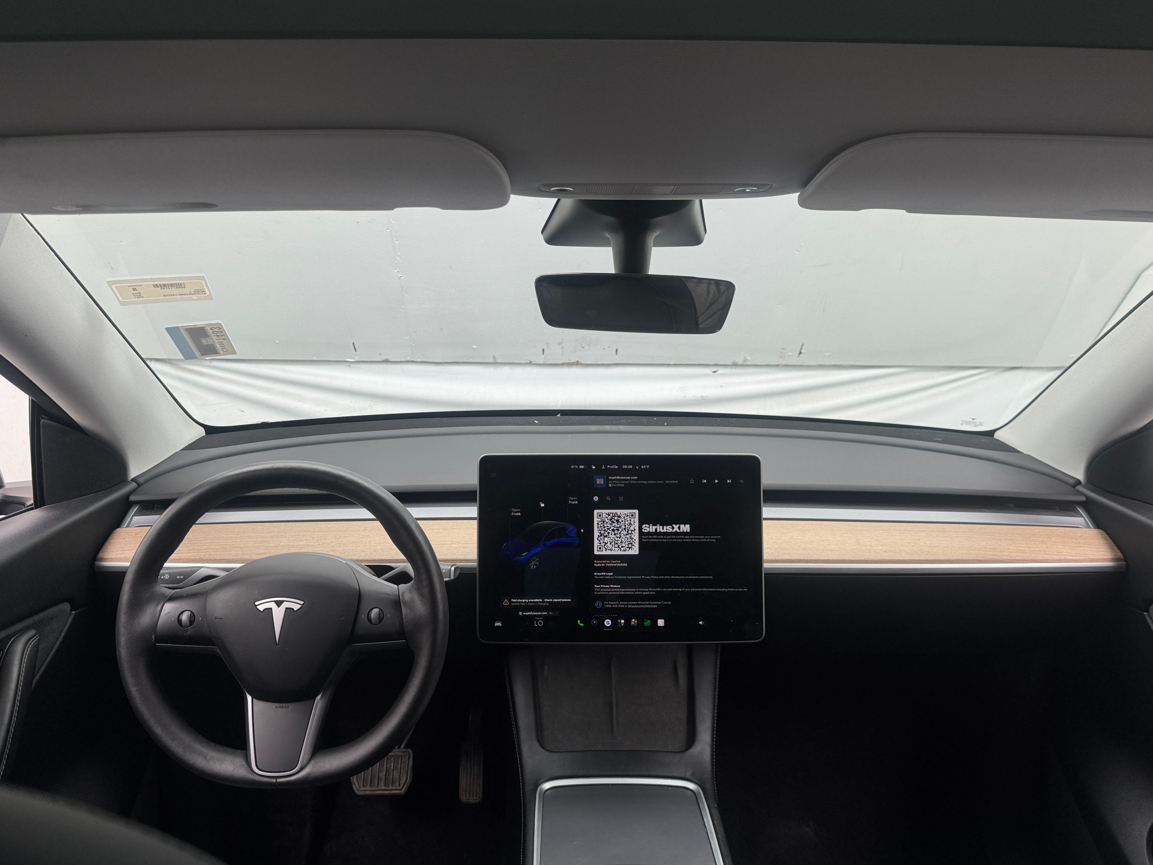 Used 2021 Tesla Model Y Long Range with VIN 5YJYGDEE0MF145220 for sale in Oak Creek, WI
