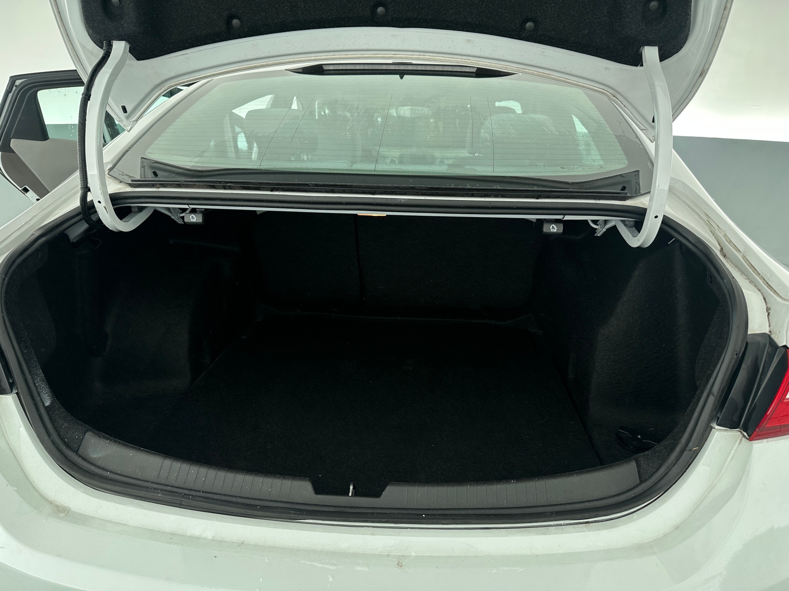 Thumbnail: 2019 Chevrolet Malibu - 7