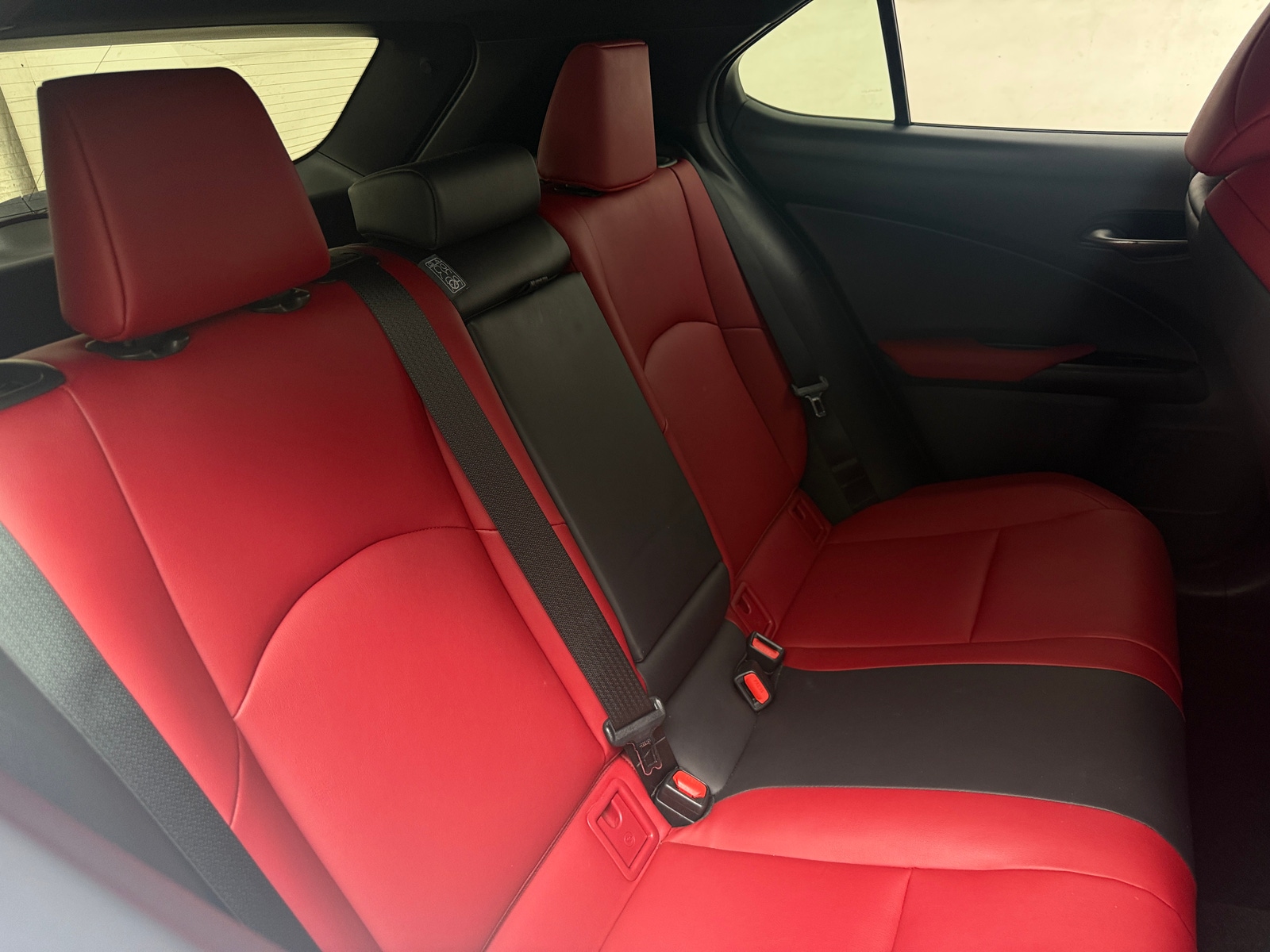 Thumbnail: 2020 Lexus UX - 5