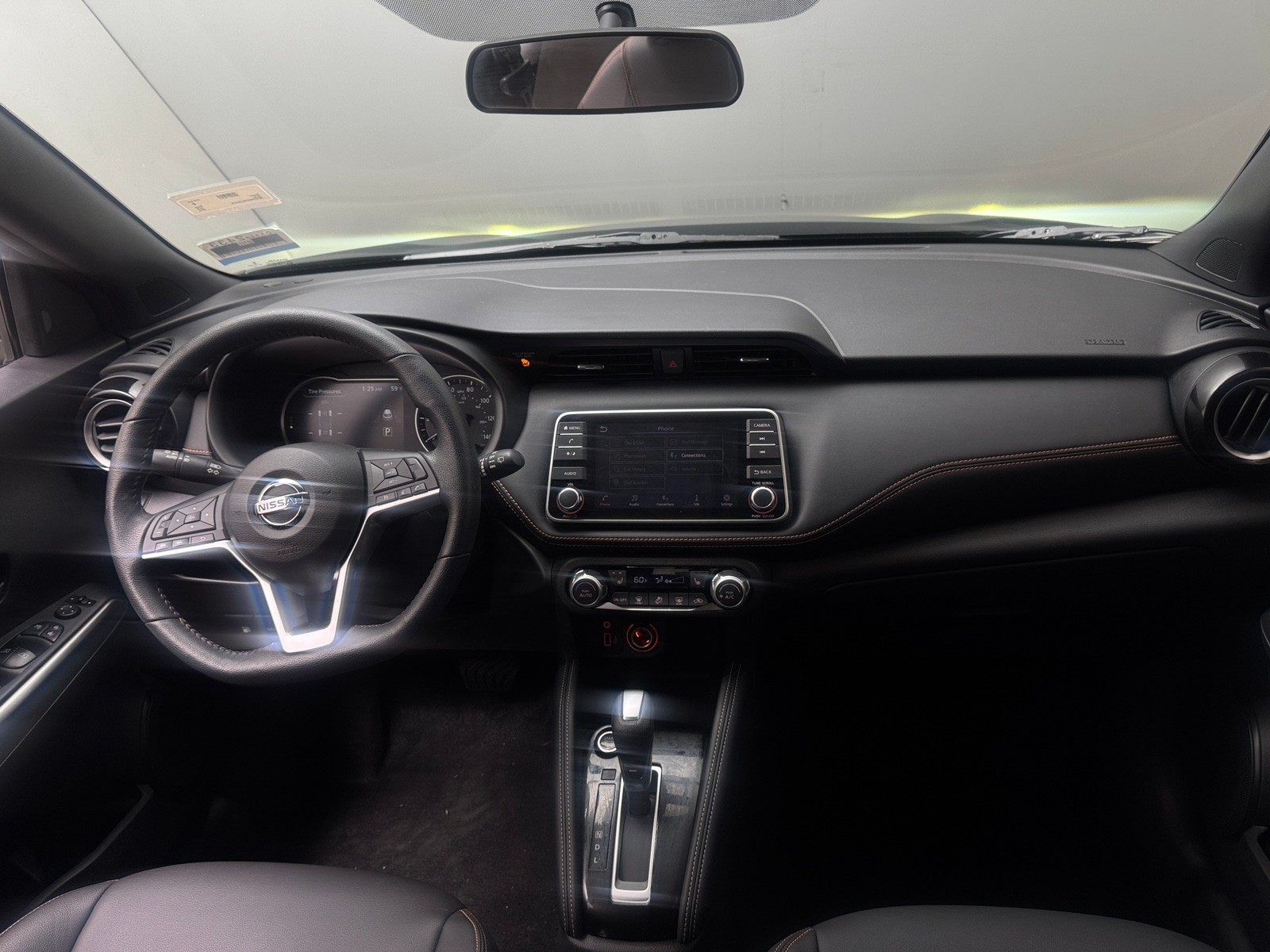 Thumbnail: 2019 Nissan Kicks - 2
