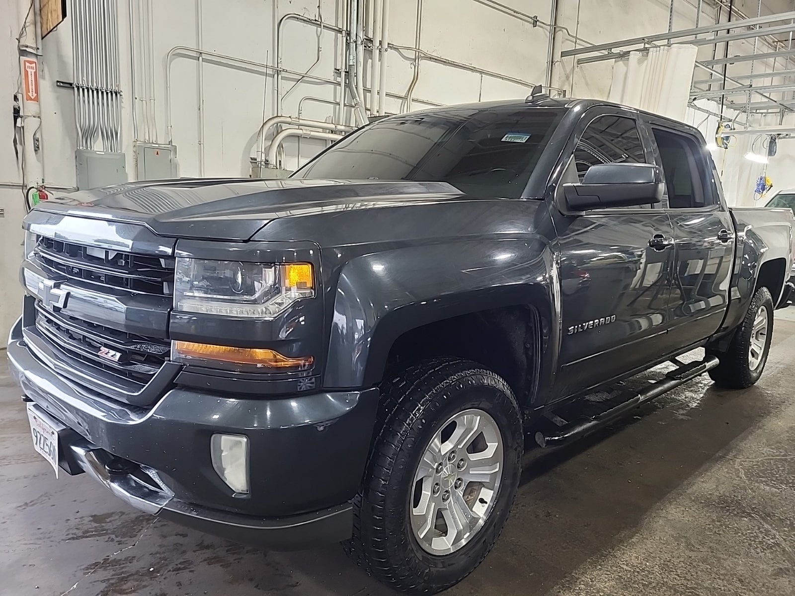 2018 Chevrolet Silverado 1500 4WD Crew Cab 143.5" LT W/2lt