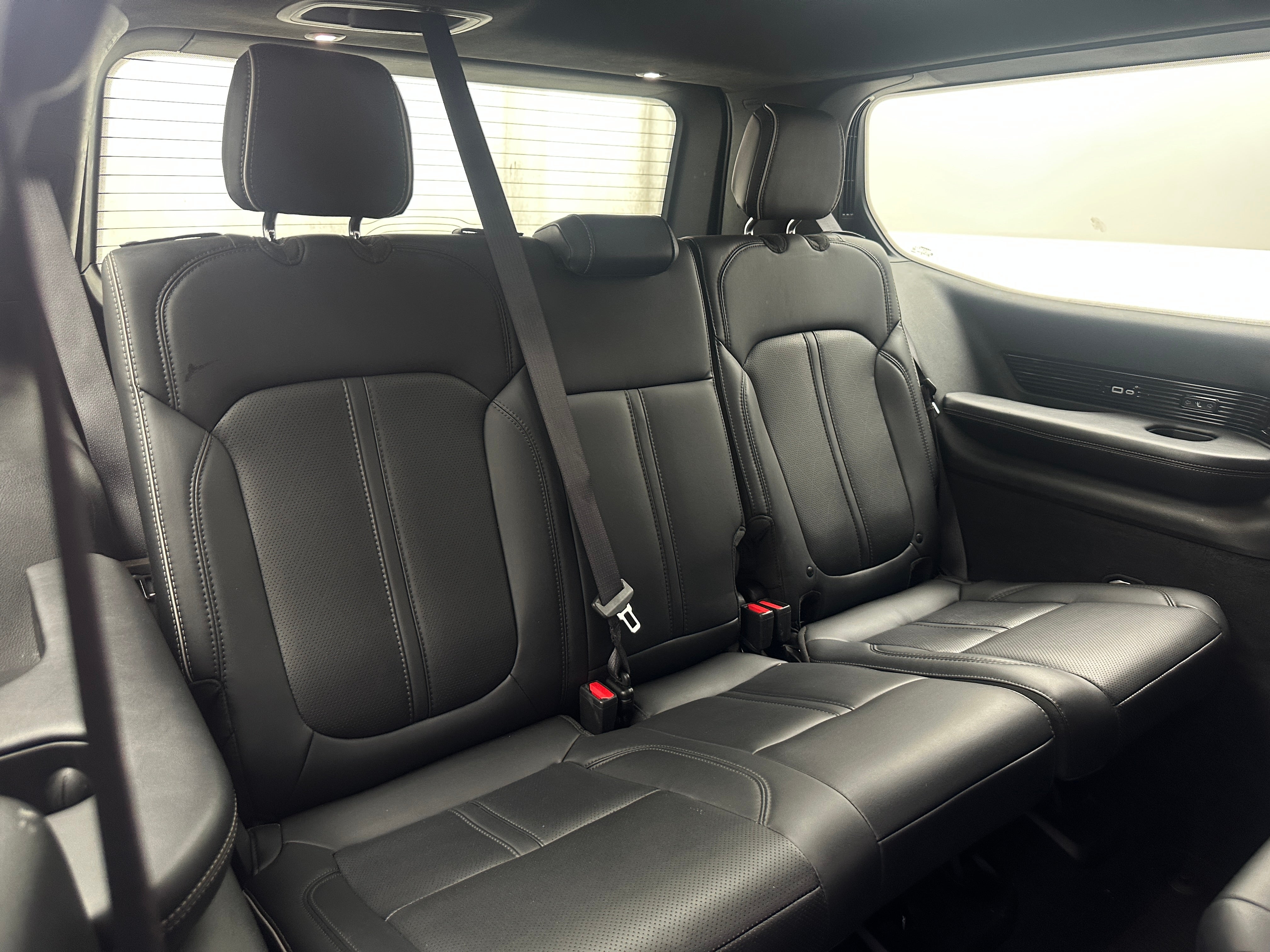 2024 Jeep Grand Wagoneer