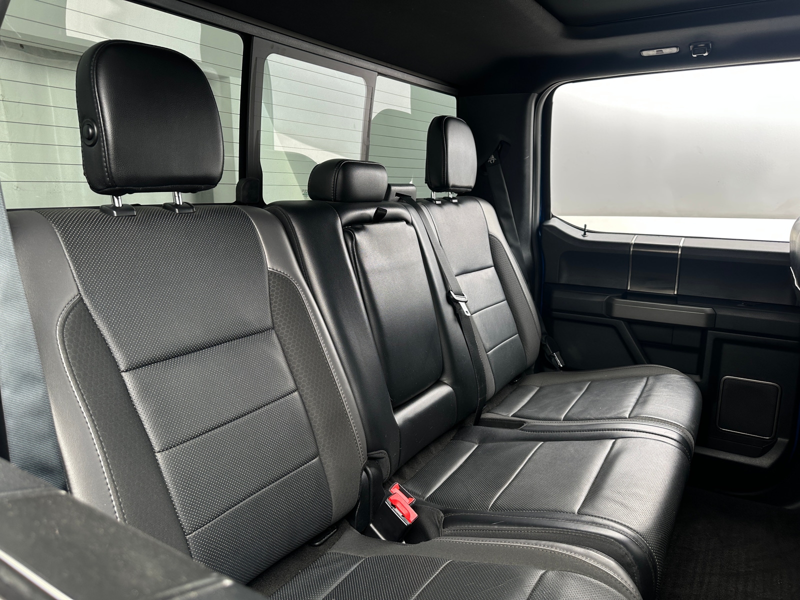 Thumbnail: 2019 Ford Econoline - 5