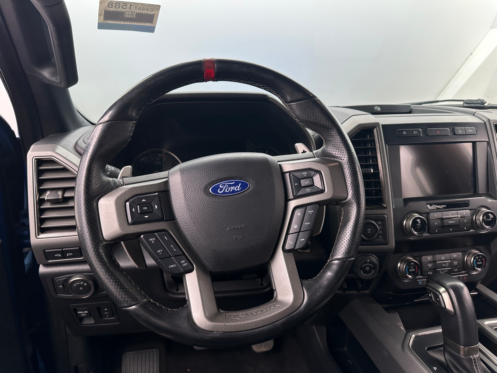 Thumbnail: 2019 Ford Econoline - 4