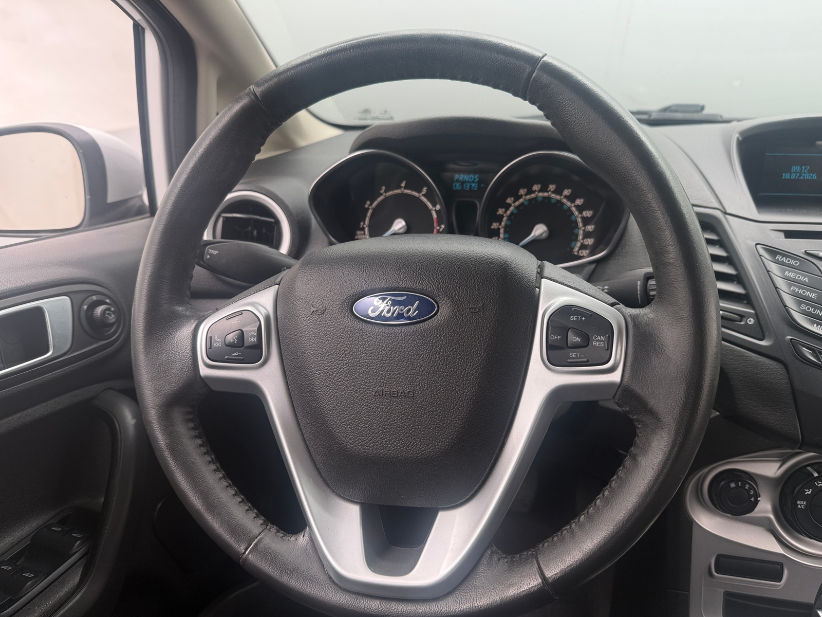 Thumbnail: 2014 Ford Fiesta - 5