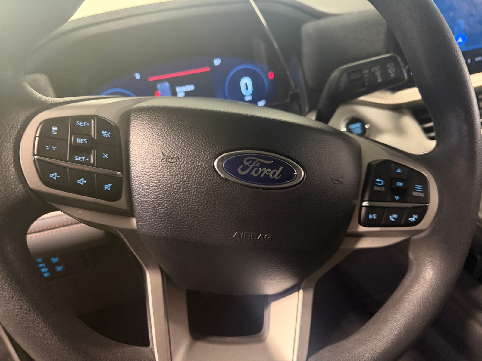Thumbnail: 2026 Ford Explorer - 5