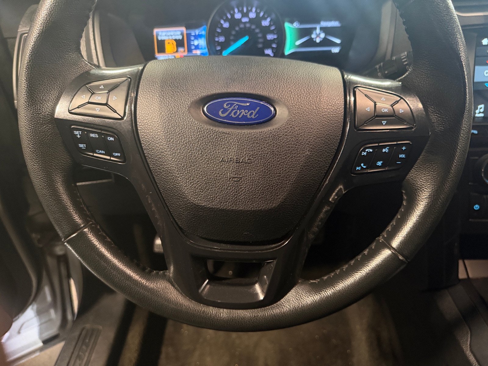 Thumbnail: 2018 Ford Explorer - 4