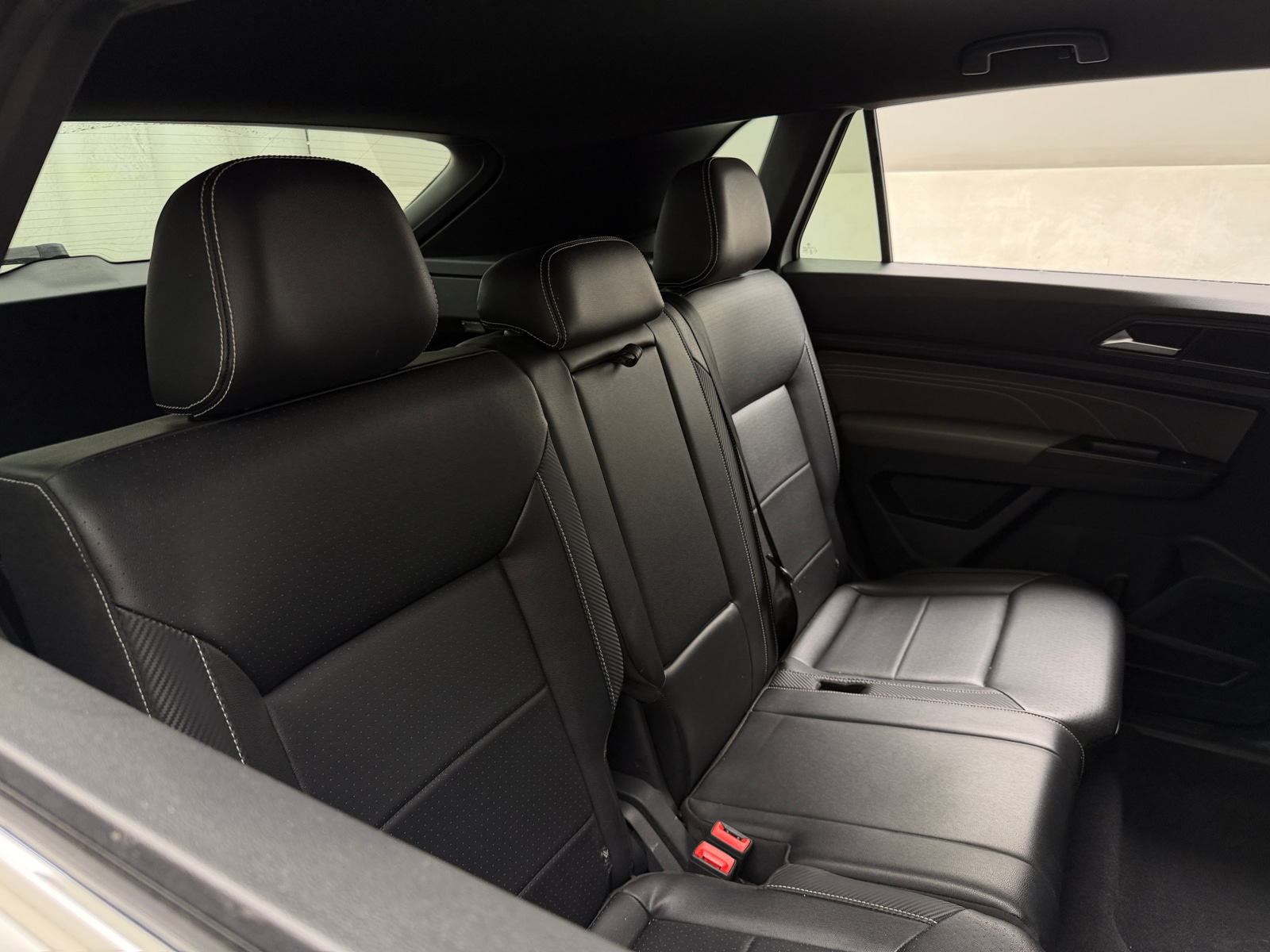 Thumbnail: 2021 Volkswagen Atlas - 6