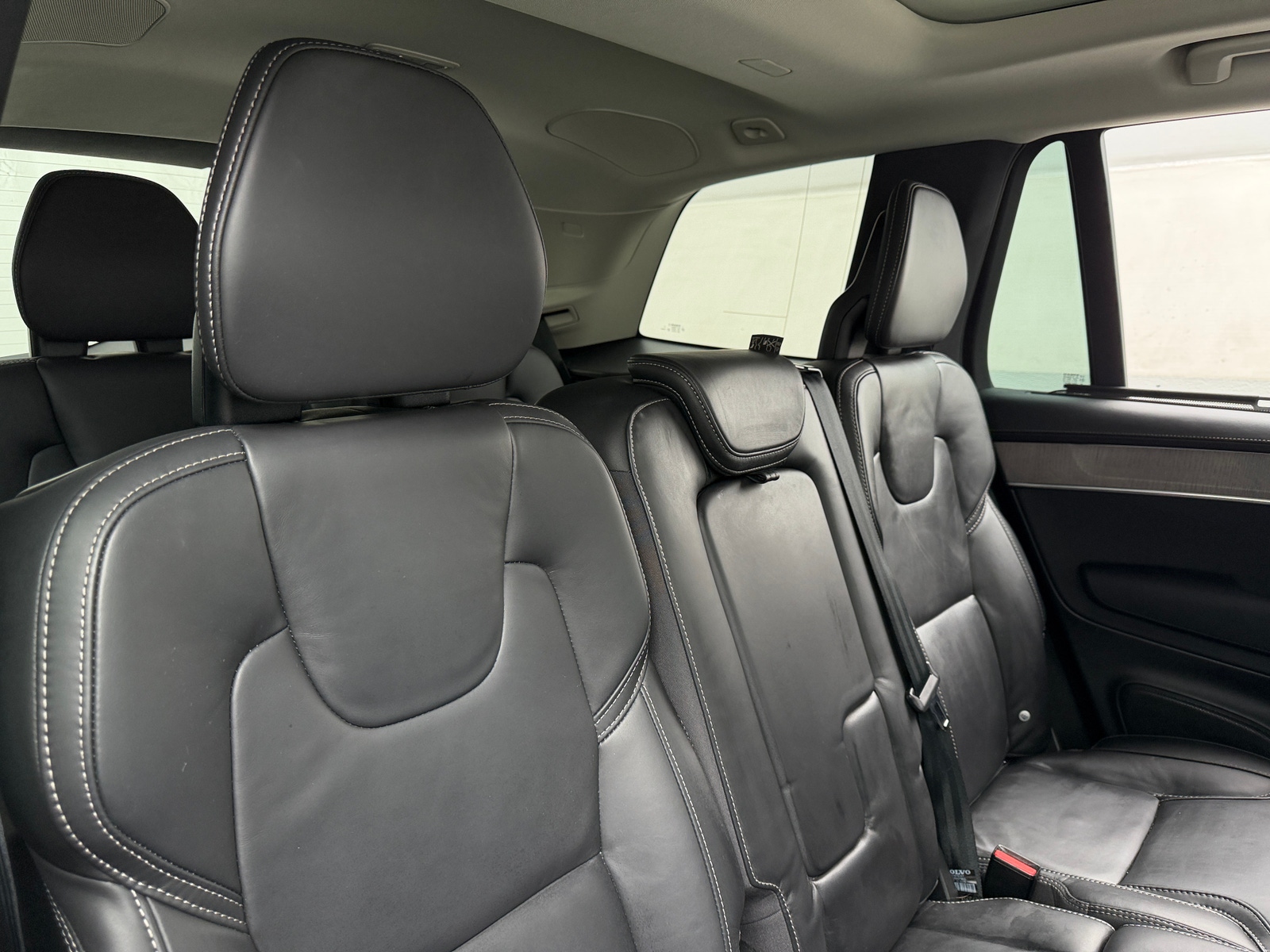 Thumbnail: 2026 Volvo XC90 - 6
