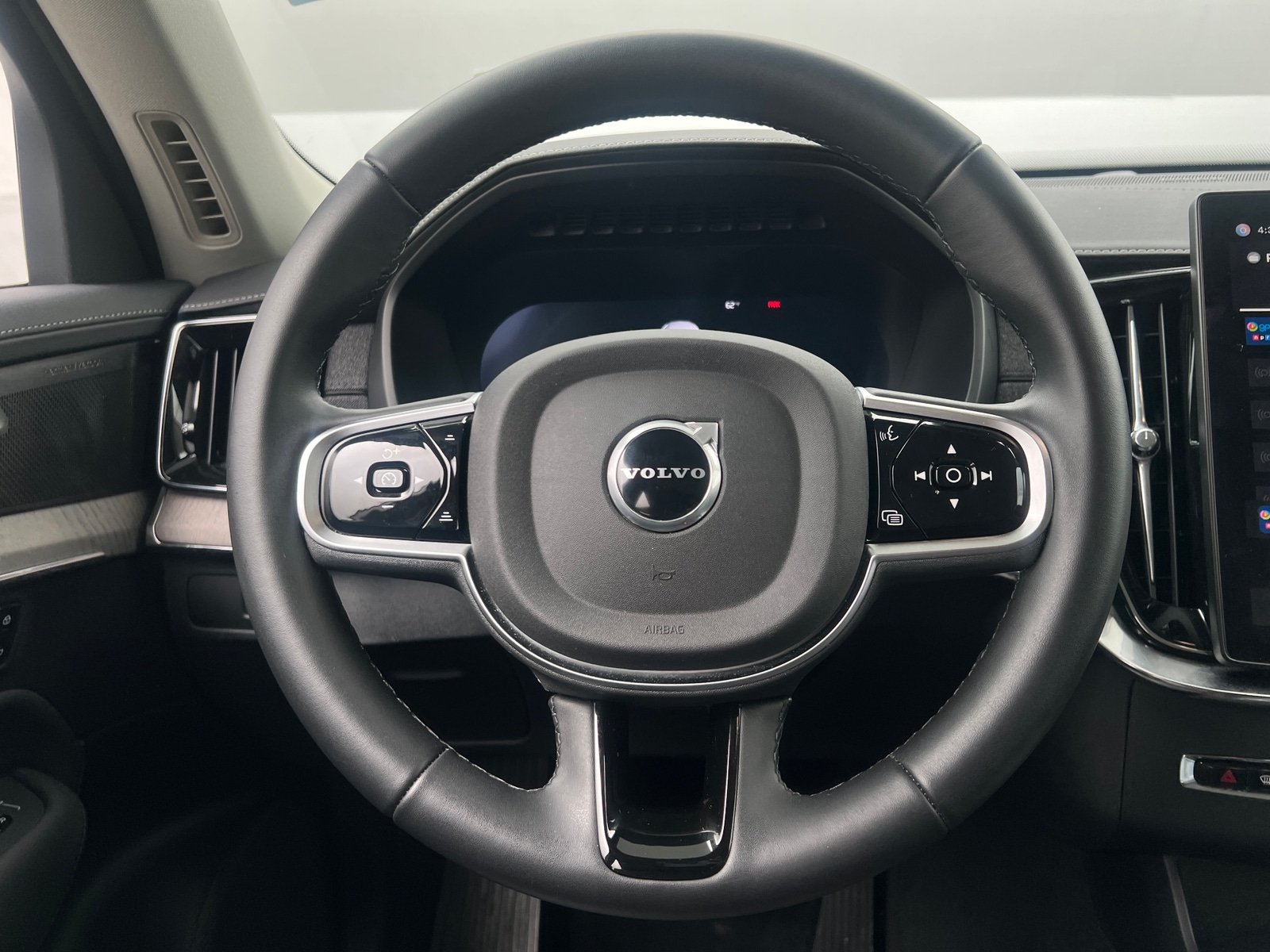 Thumbnail: 2026 Volvo XC90 - 5