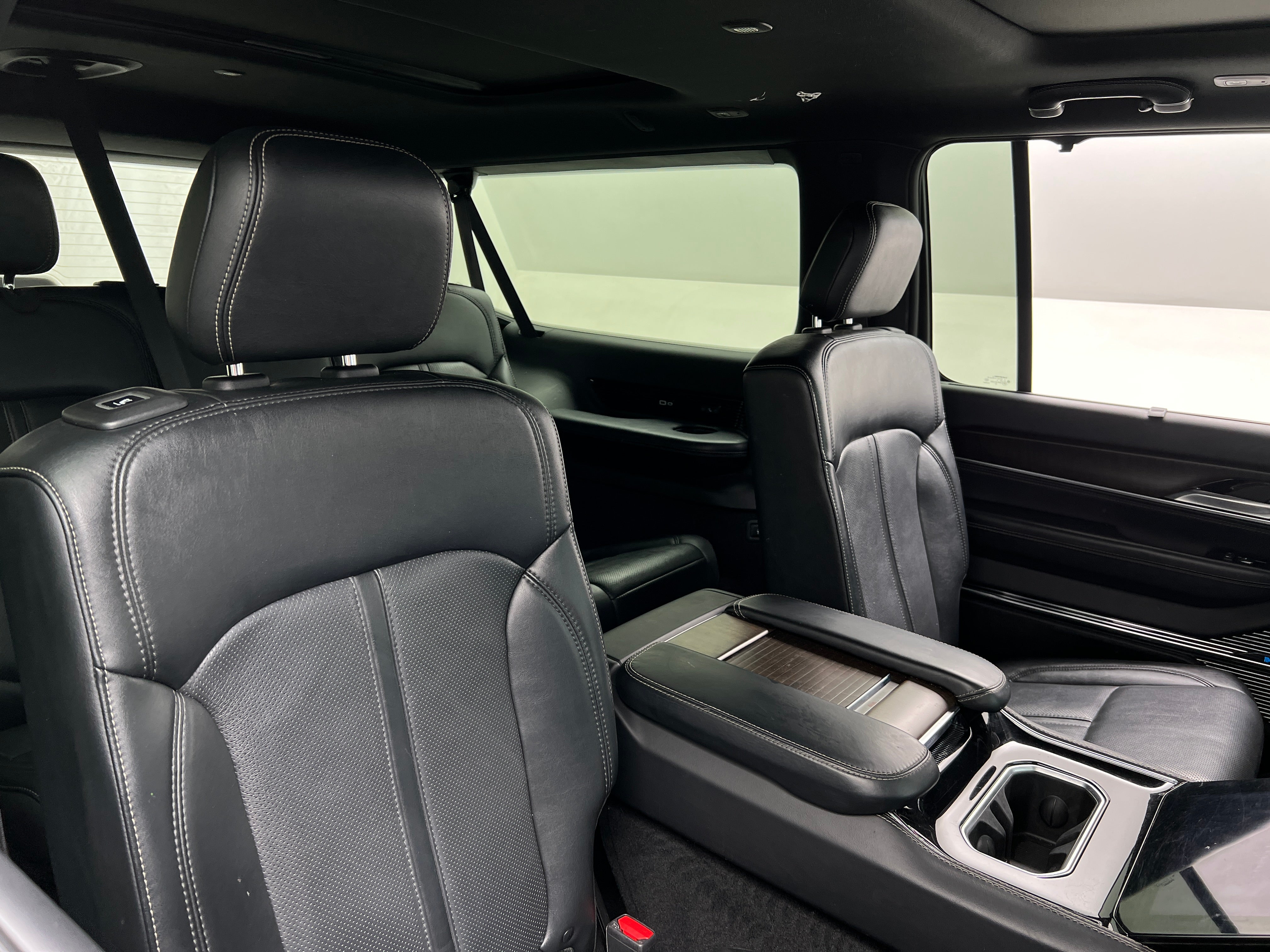 2024 Jeep Grand Wagoneer L