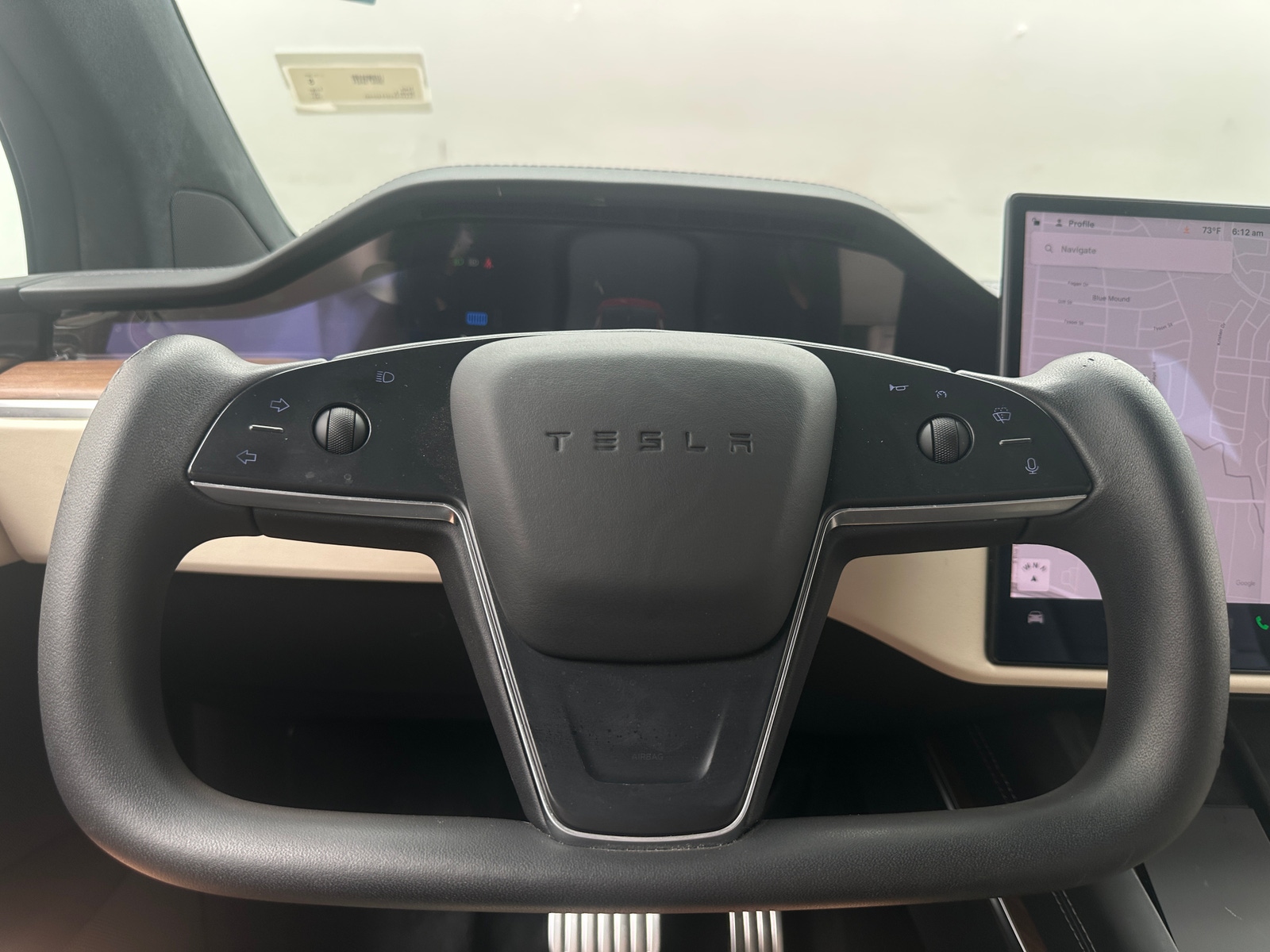 Thumbnail: 2023 Tesla Model X - 4