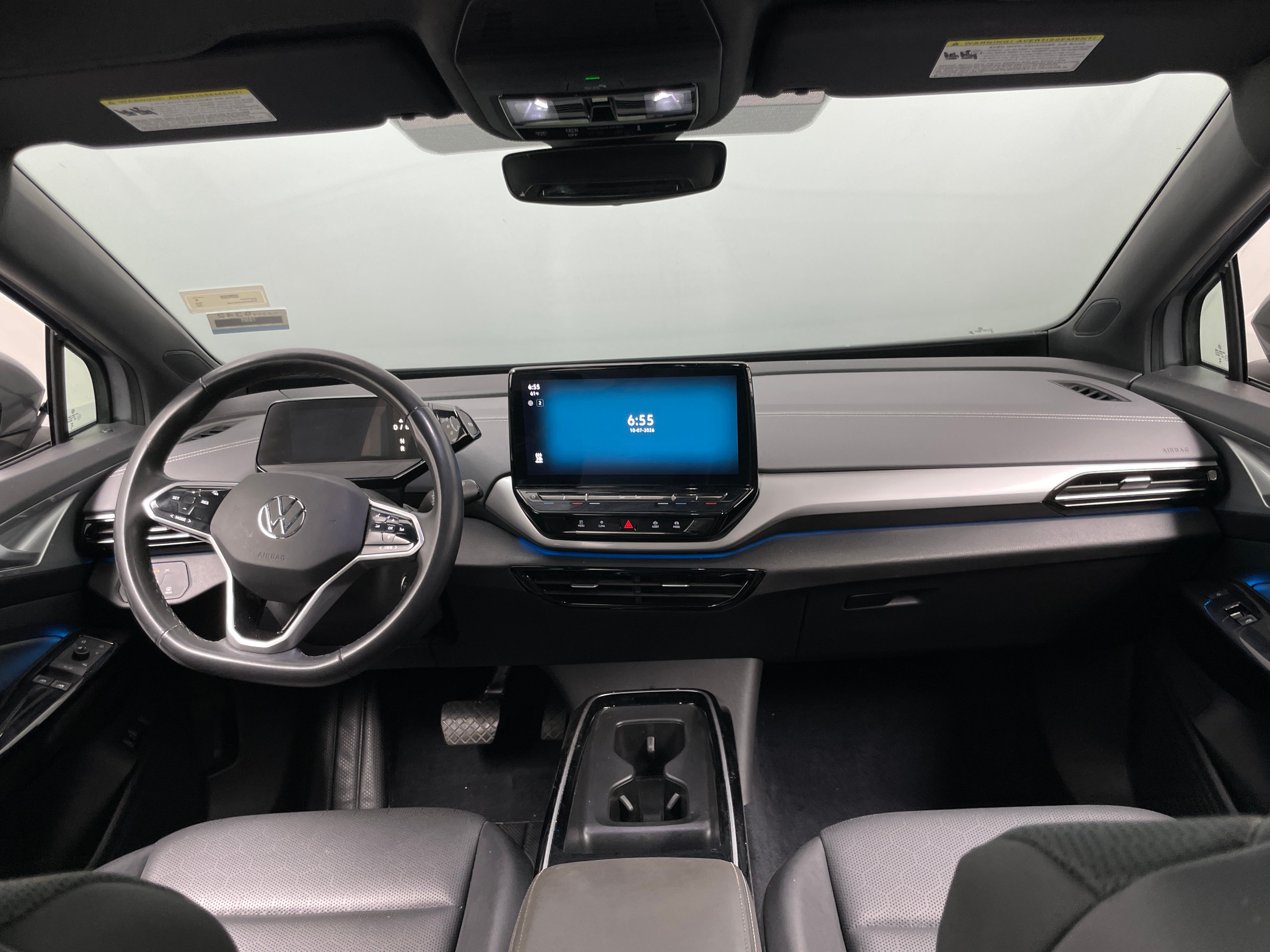 Used 2023 Volkswagen ID.4 PRO S with VIN 1V2WNPE81PC037469 for sale in Oak Creek, WI