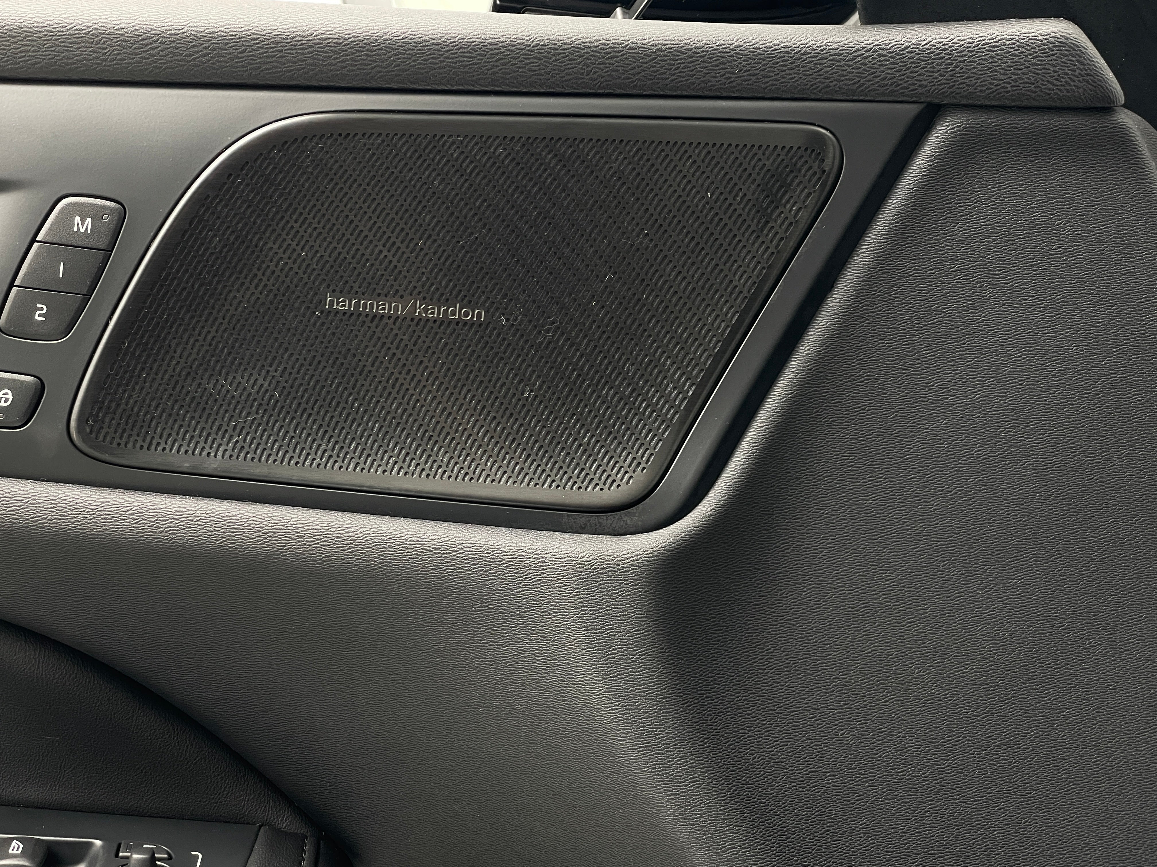 2024 Volvo S60 Plus