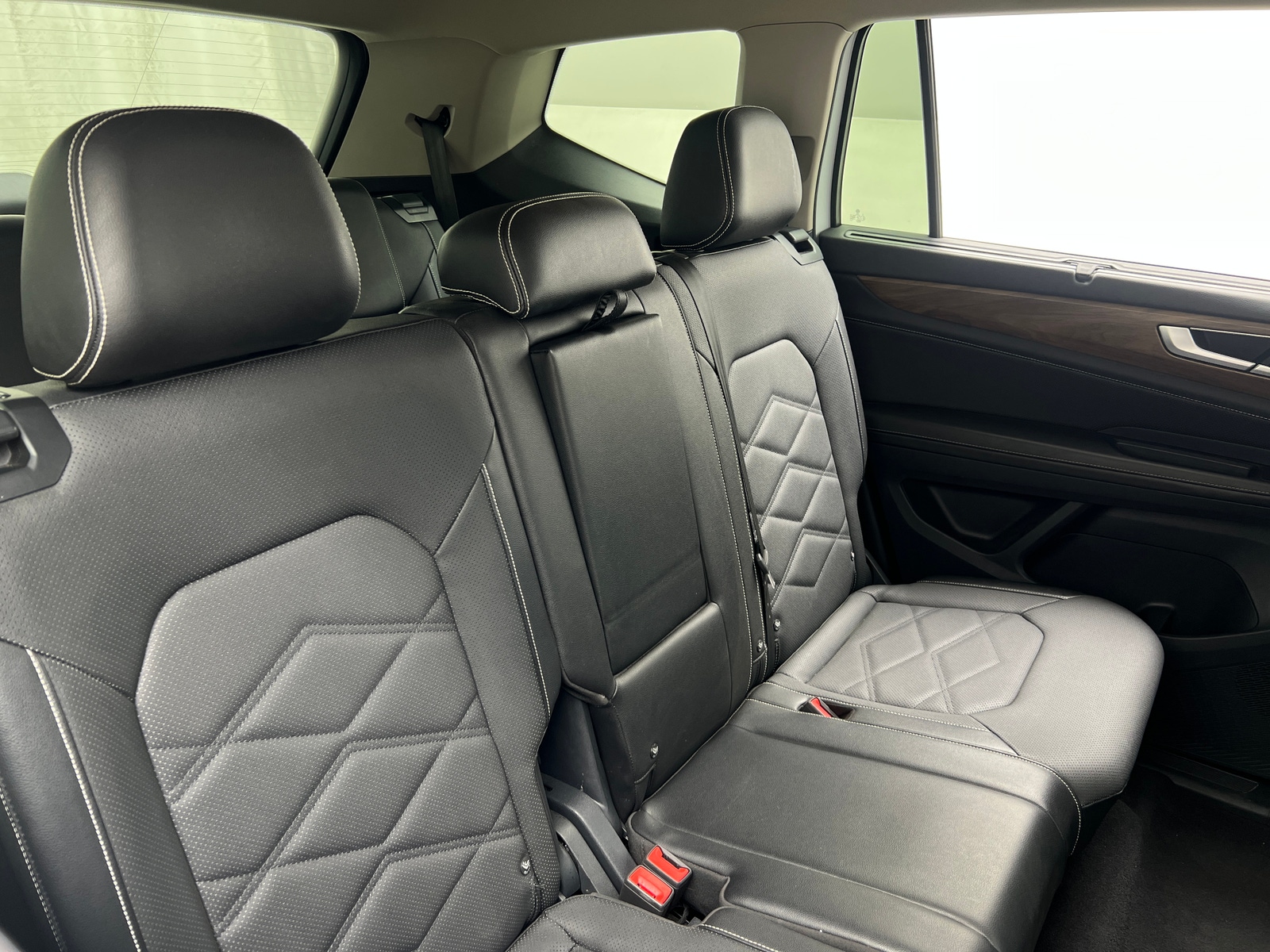 Thumbnail: 2025 Volkswagen Atlas - 5