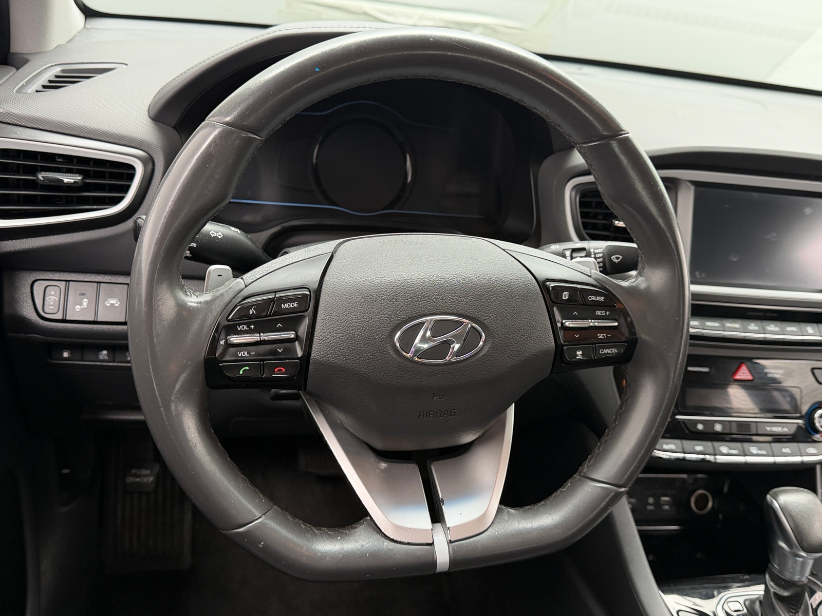 Thumbnail: 2019 Hyundai Ioniq - 4