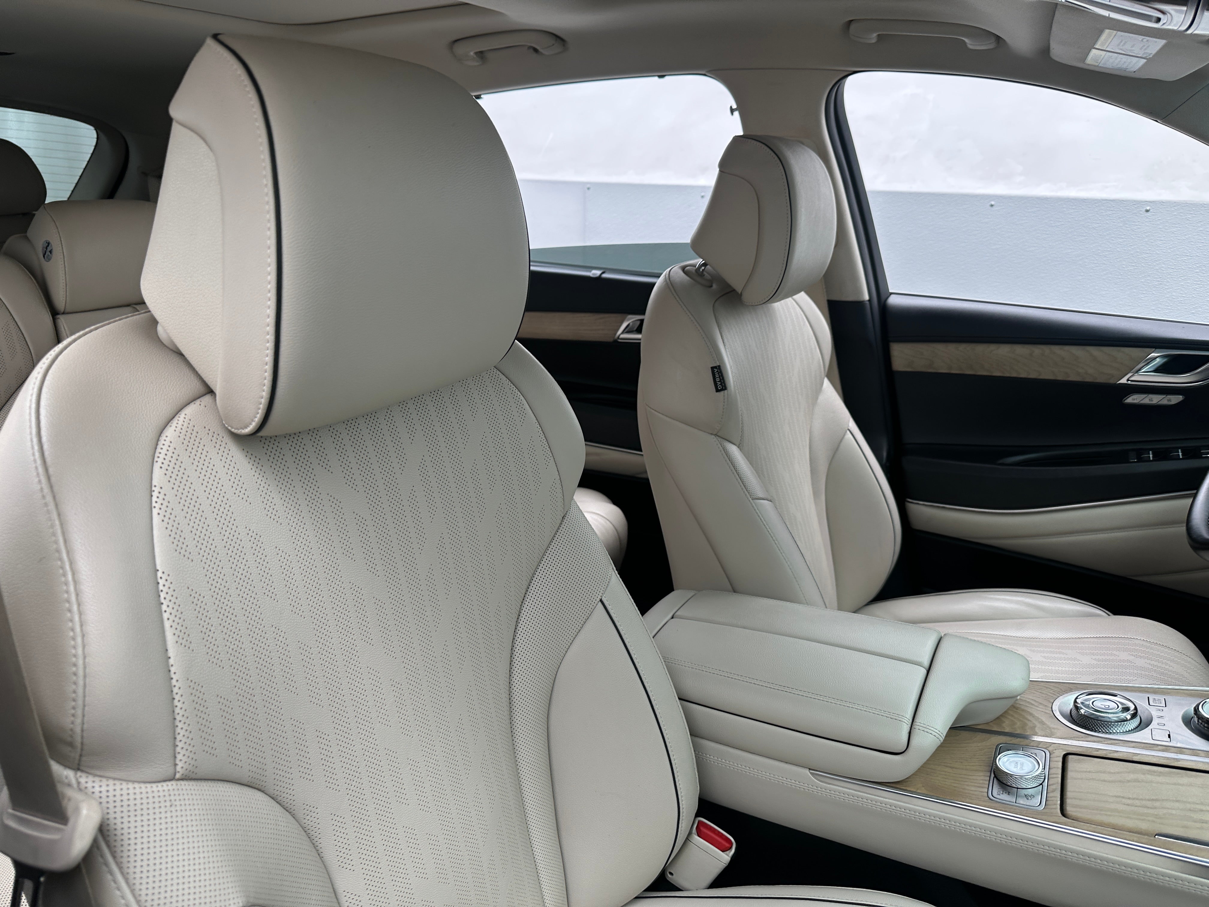2024 GENESIS GV80 Standard