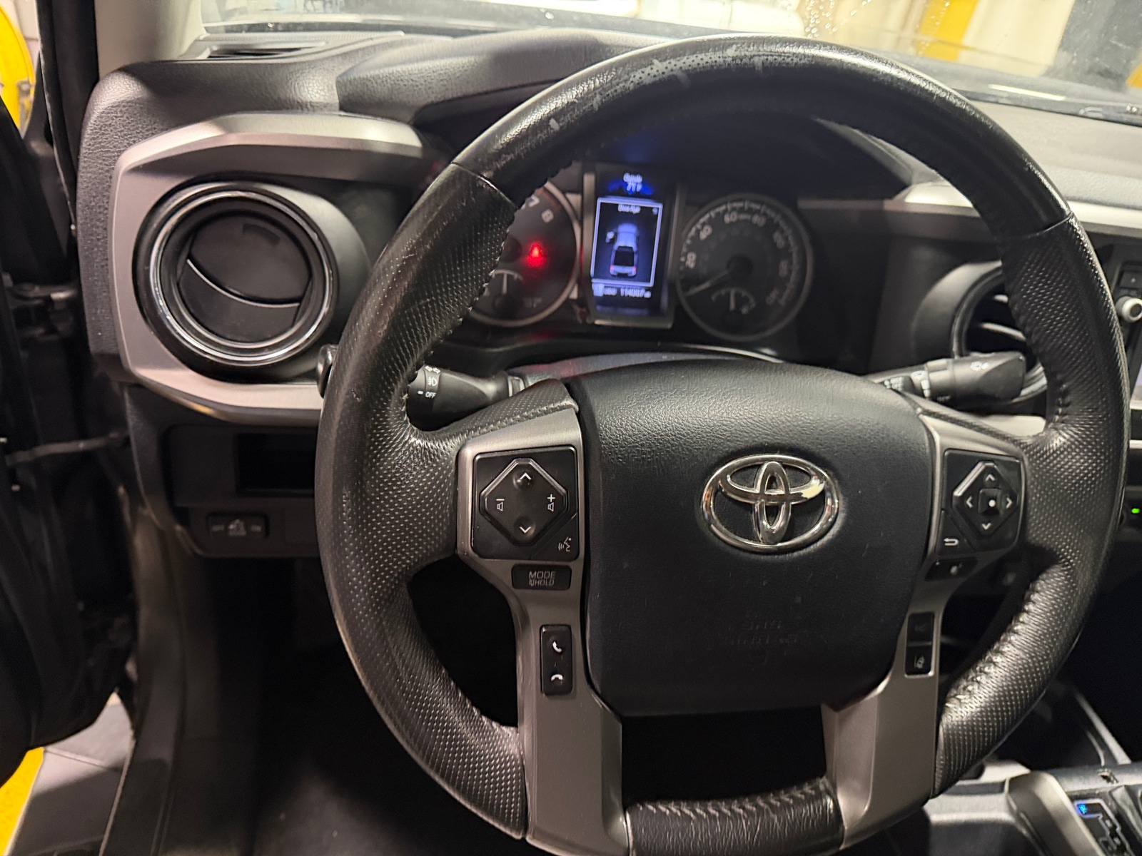 Thumbnail: 2019 Toyota Tacoma - 5