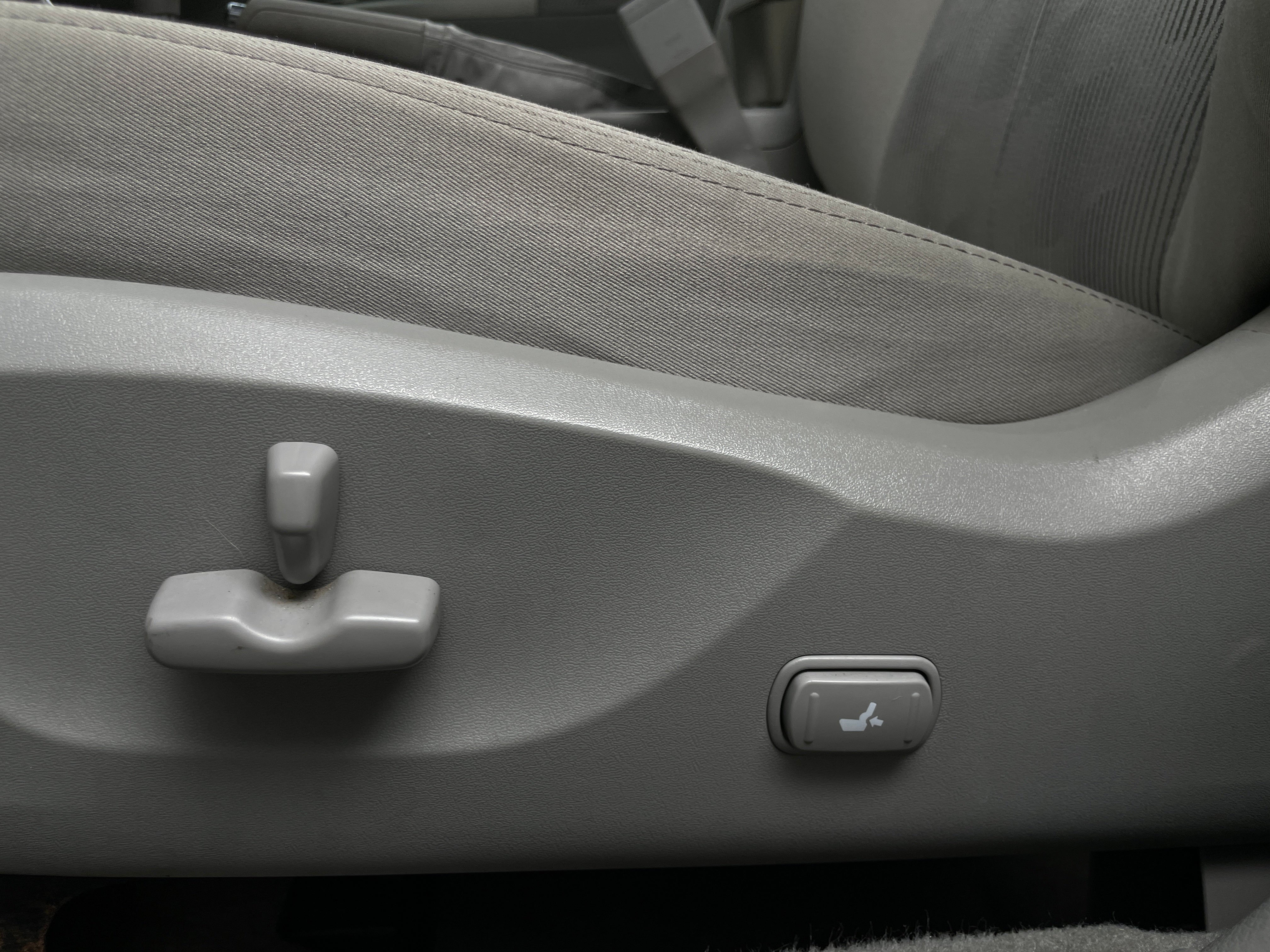 Used 2010 Subaru Forester X Premium with VIN JF2SH6CC6AH799653 for sale in Pewaukee, WI