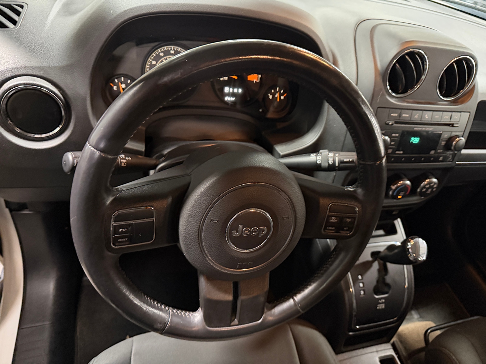 Thumbnail: 2014 Jeep Patriot - 5