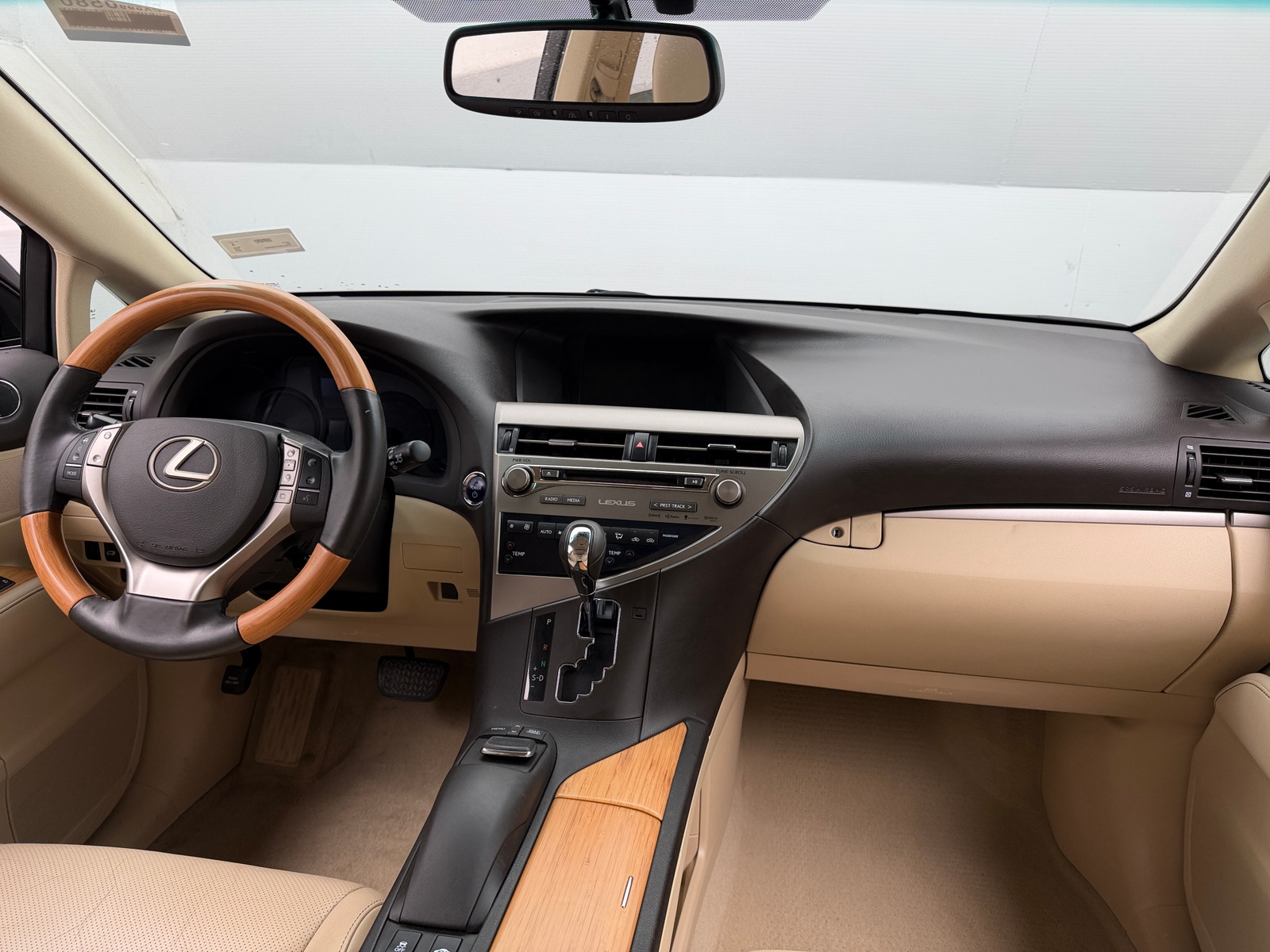 Thumbnail: 2015 Lexus RX - 2
