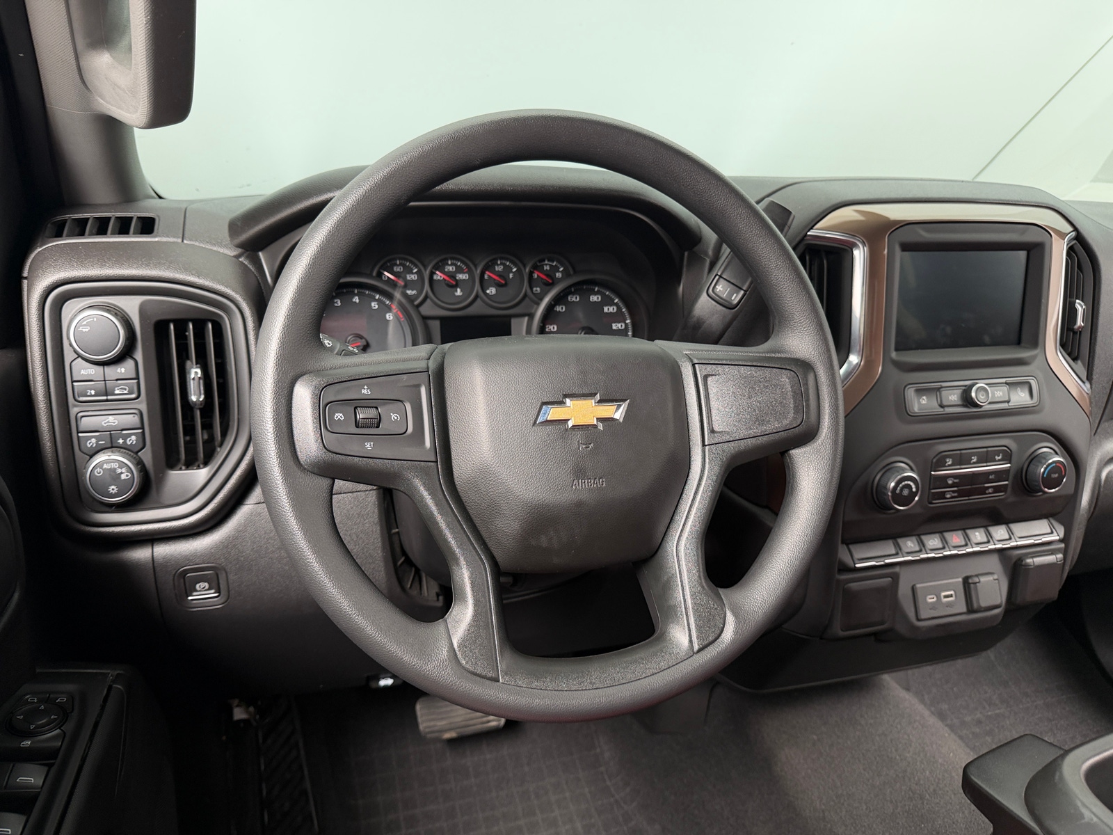 Thumbnail: 2021 Chevrolet Silverado 1500 - 5