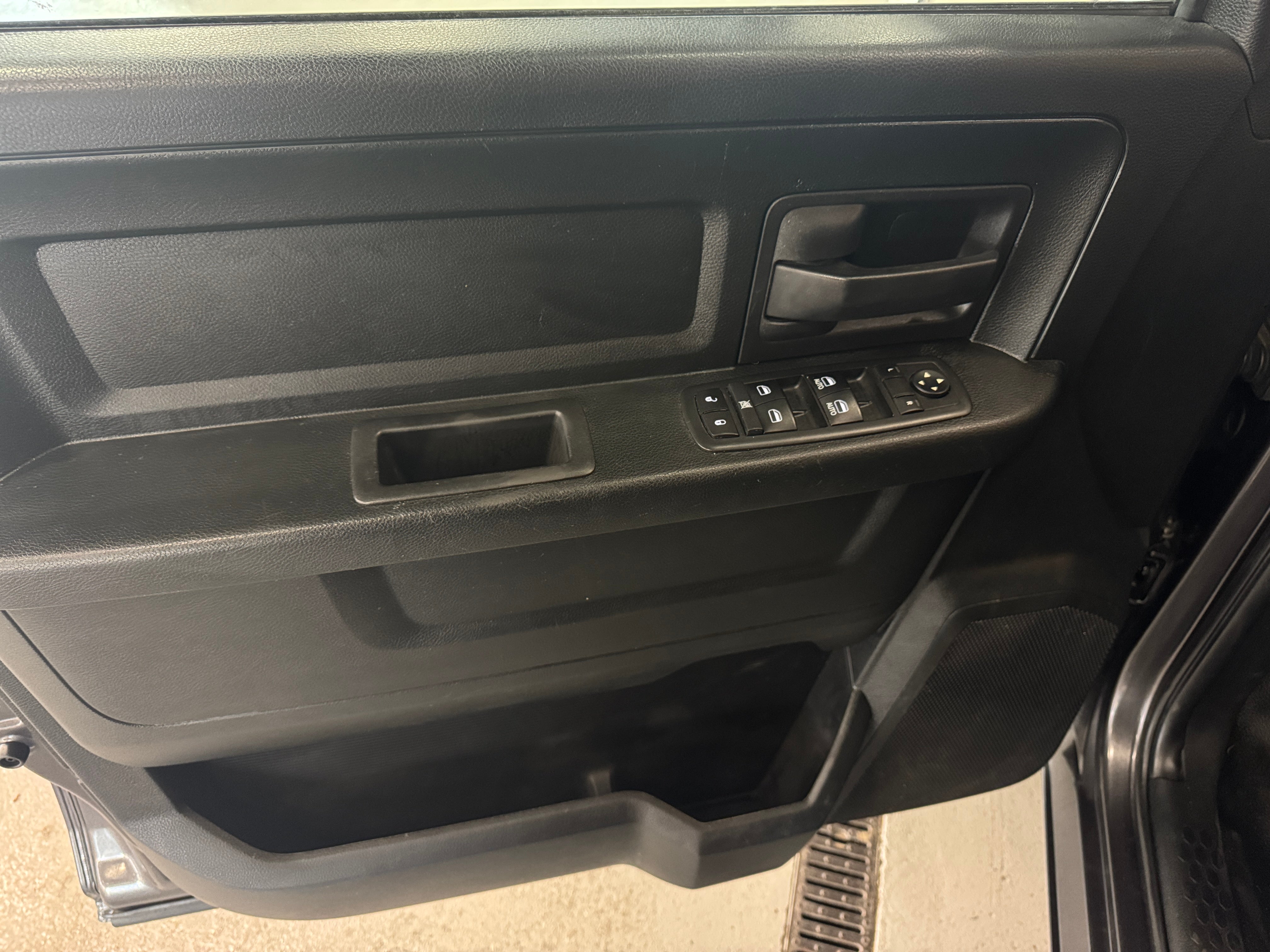2017 RAM 1500 Pickup Tradesman